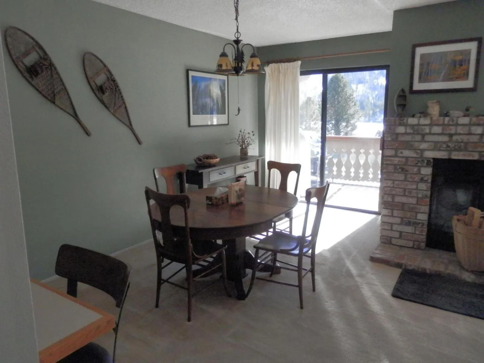 Living room in Rr-interlaken 29