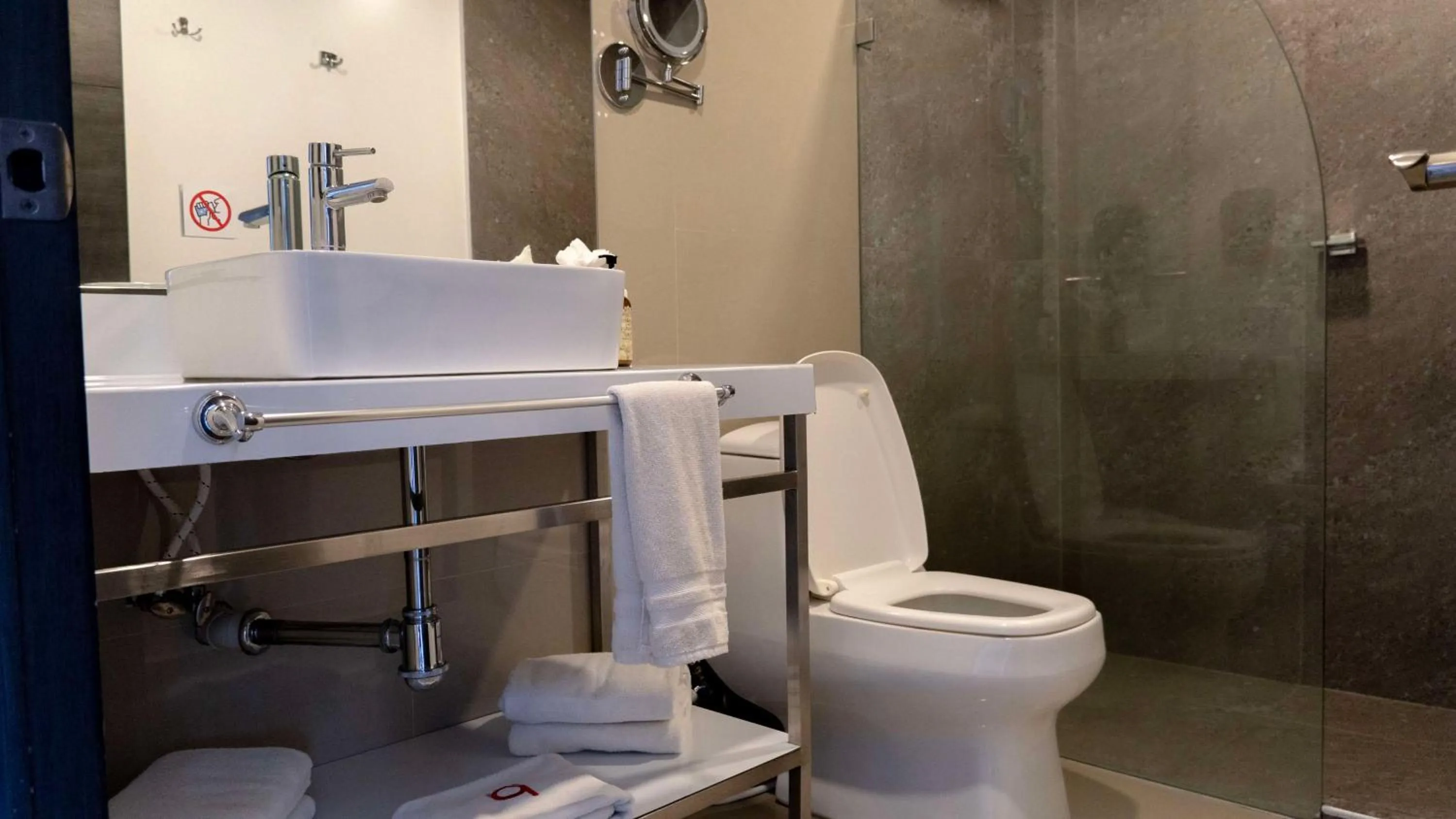 Bathroom in Hotel Black Boutique