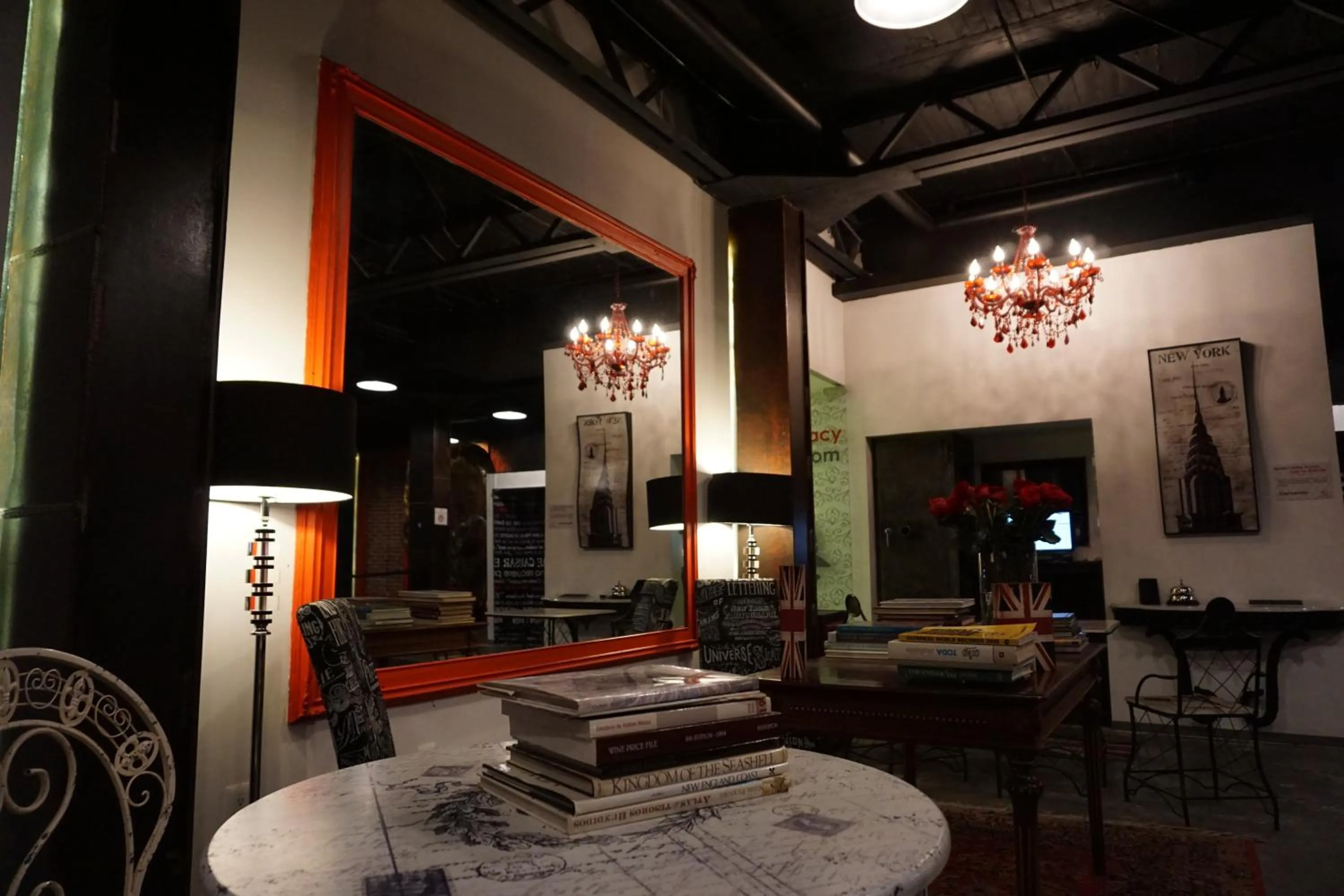 Library in Hotel Black Boutique
