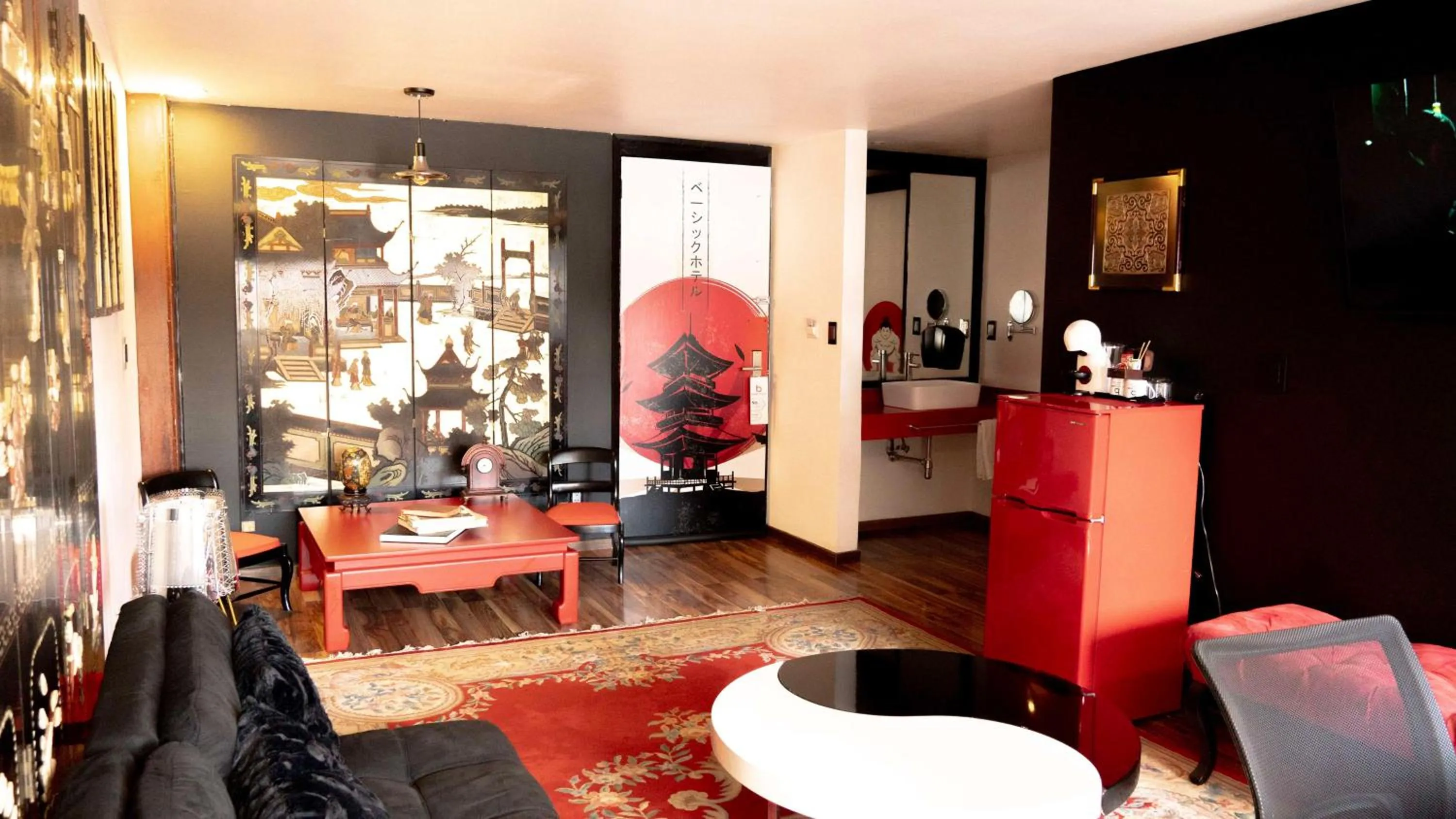 Photo of the whole room in Hotel Black Boutique