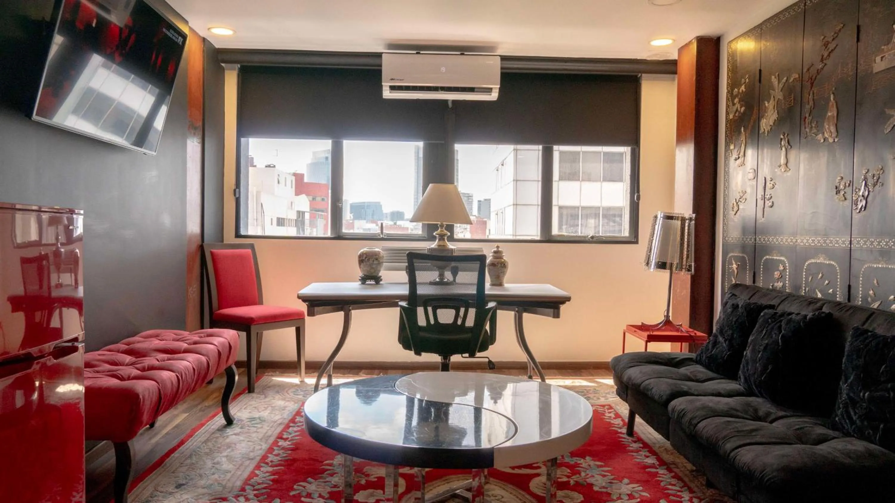 Photo of the whole room in Hotel Black Boutique