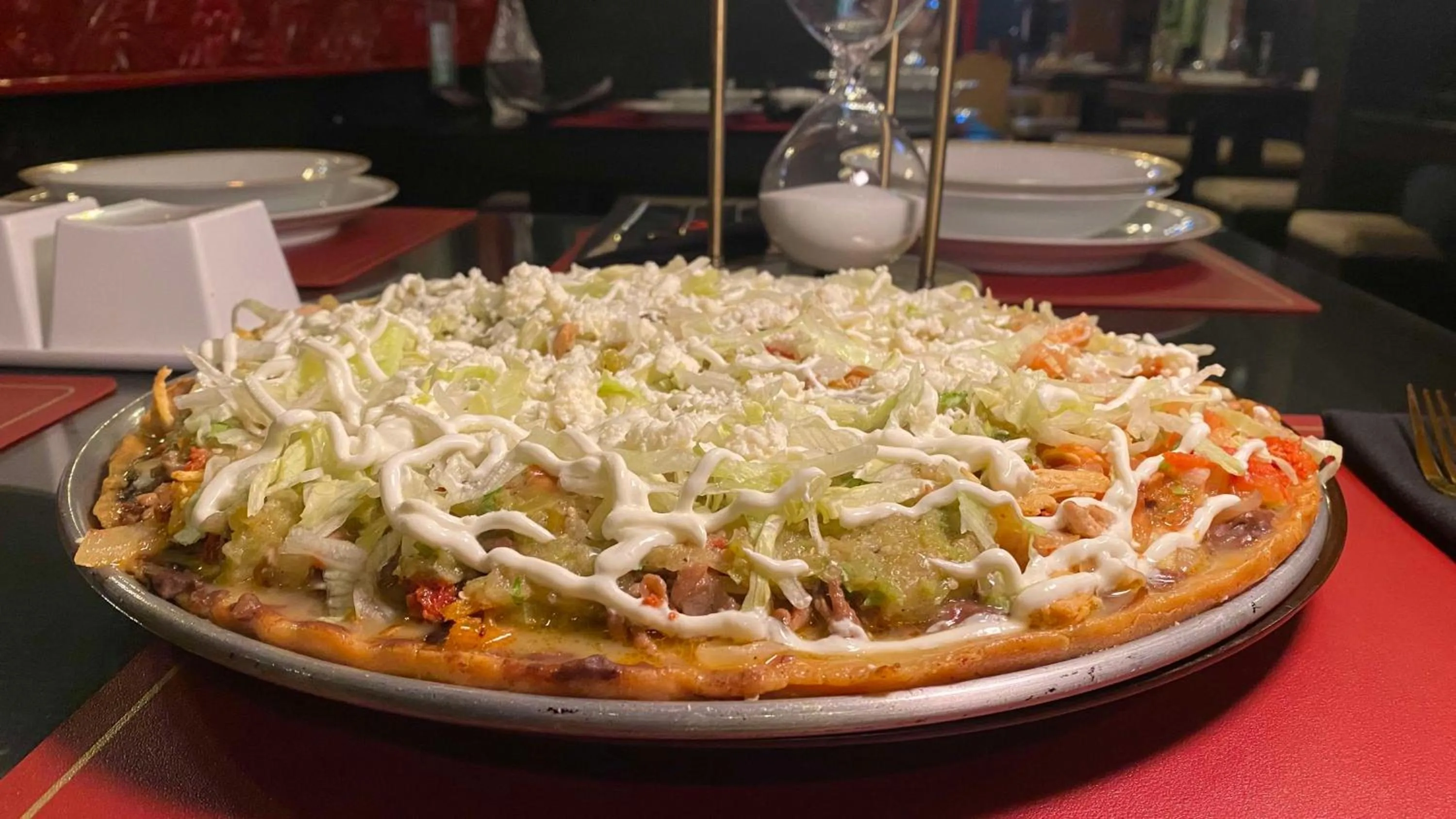 Restaurant/places to eat in Hotel Black Boutique