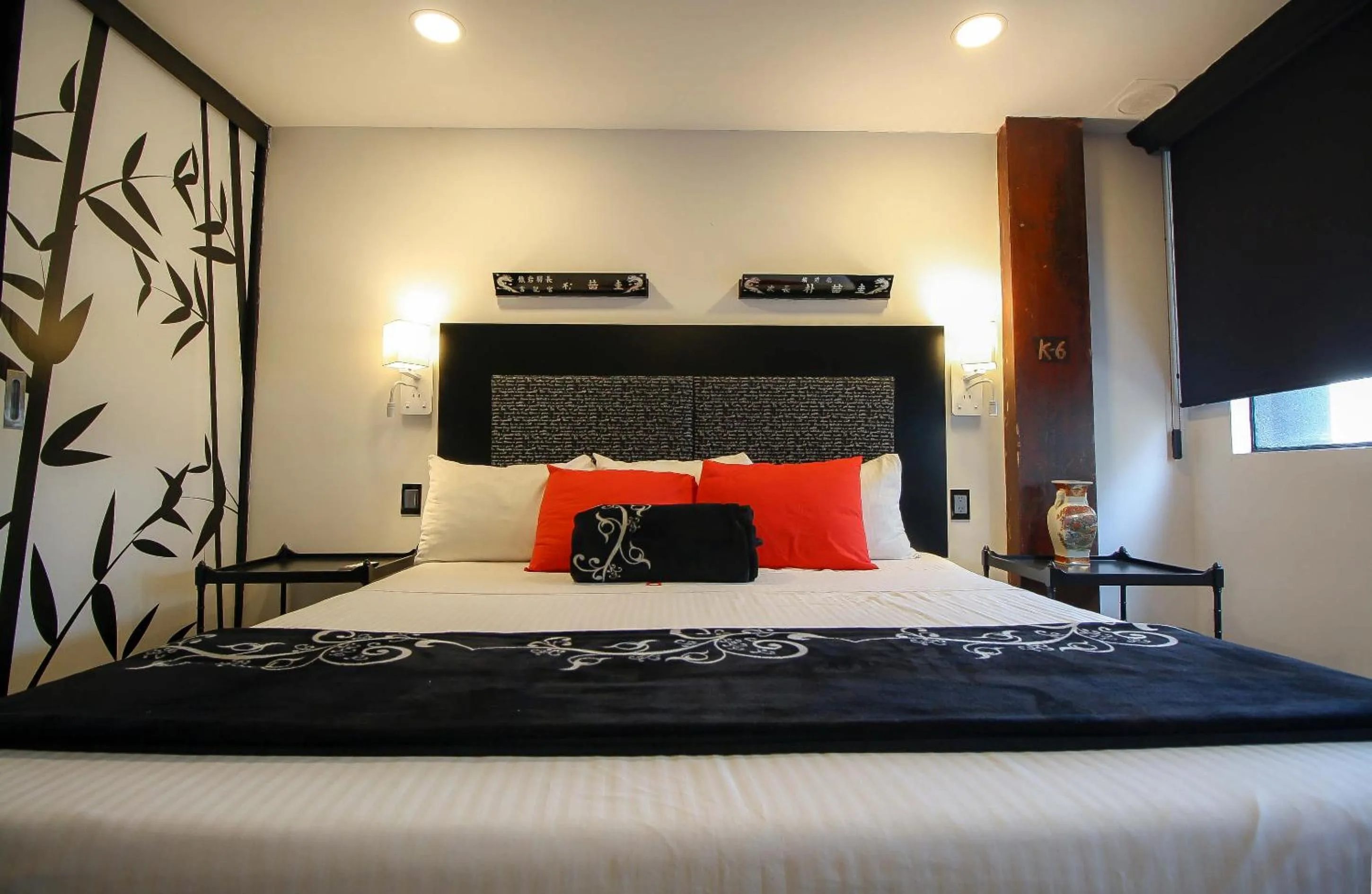 Photo of the whole room, Bed in Hotel Black Boutique