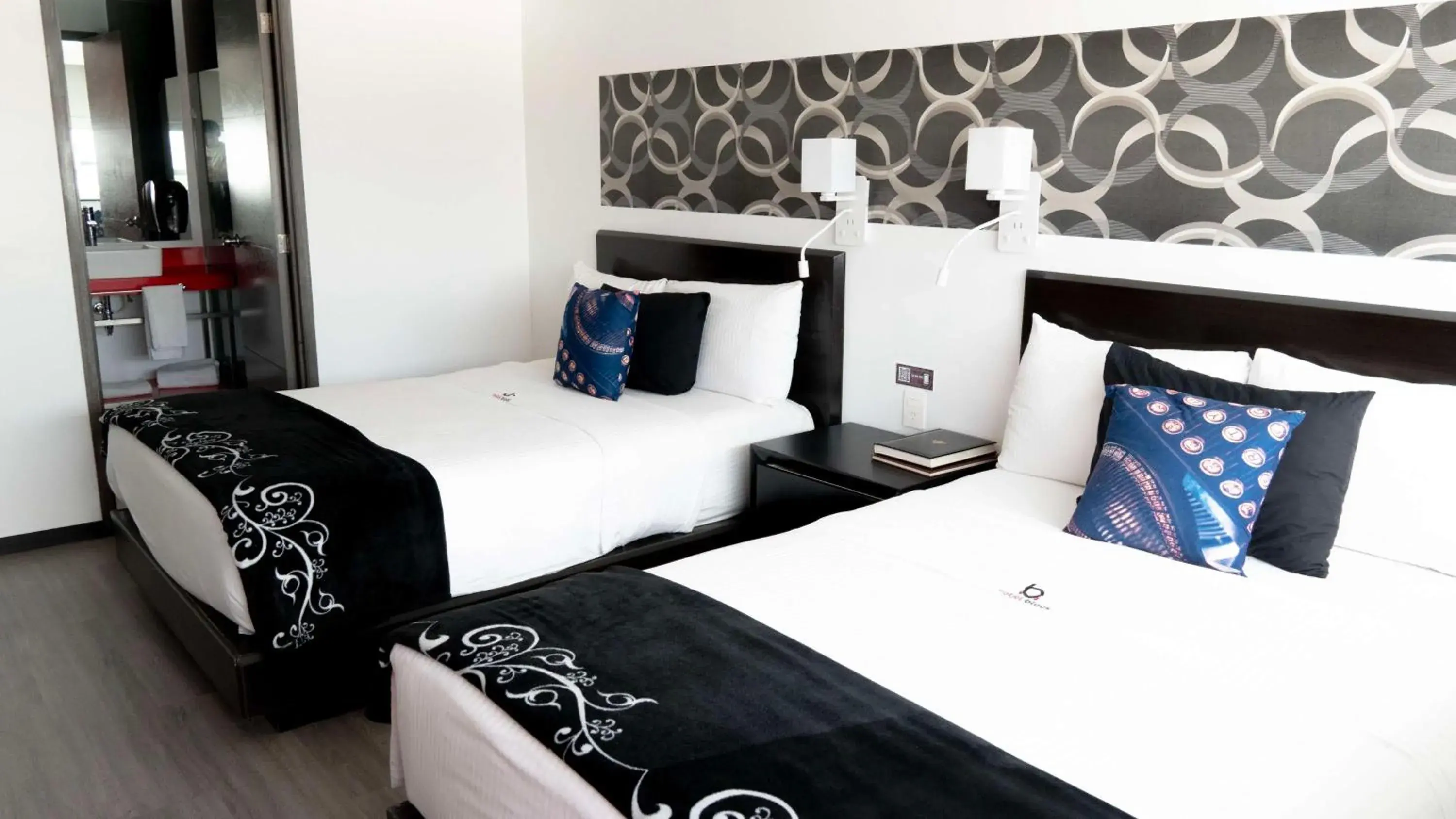 Bedroom, Bed in Hotel Black Boutique Bedroom, Bed in Hotel Black Boutique