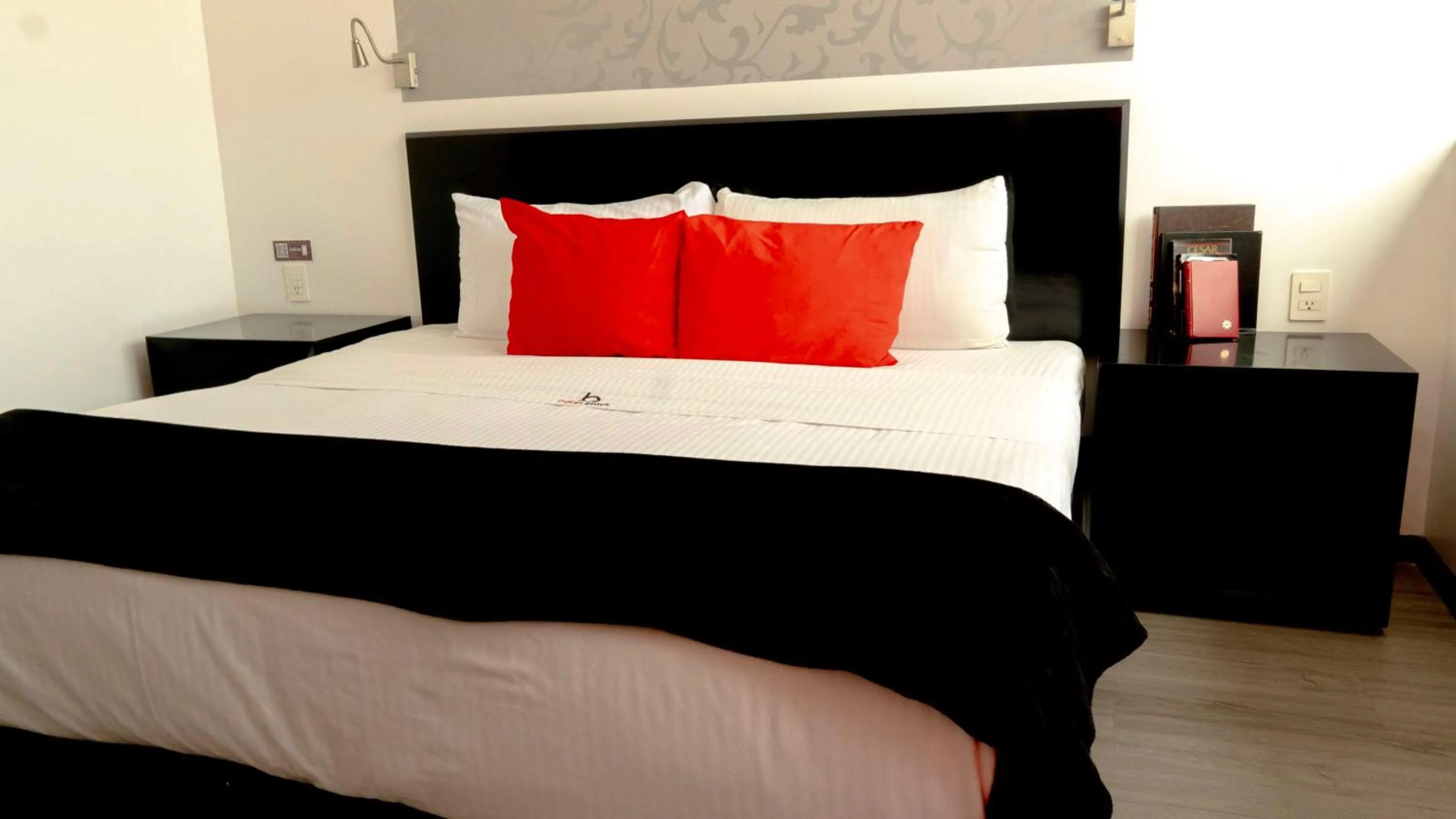 Bedroom, Bed in Hotel Black Boutique
