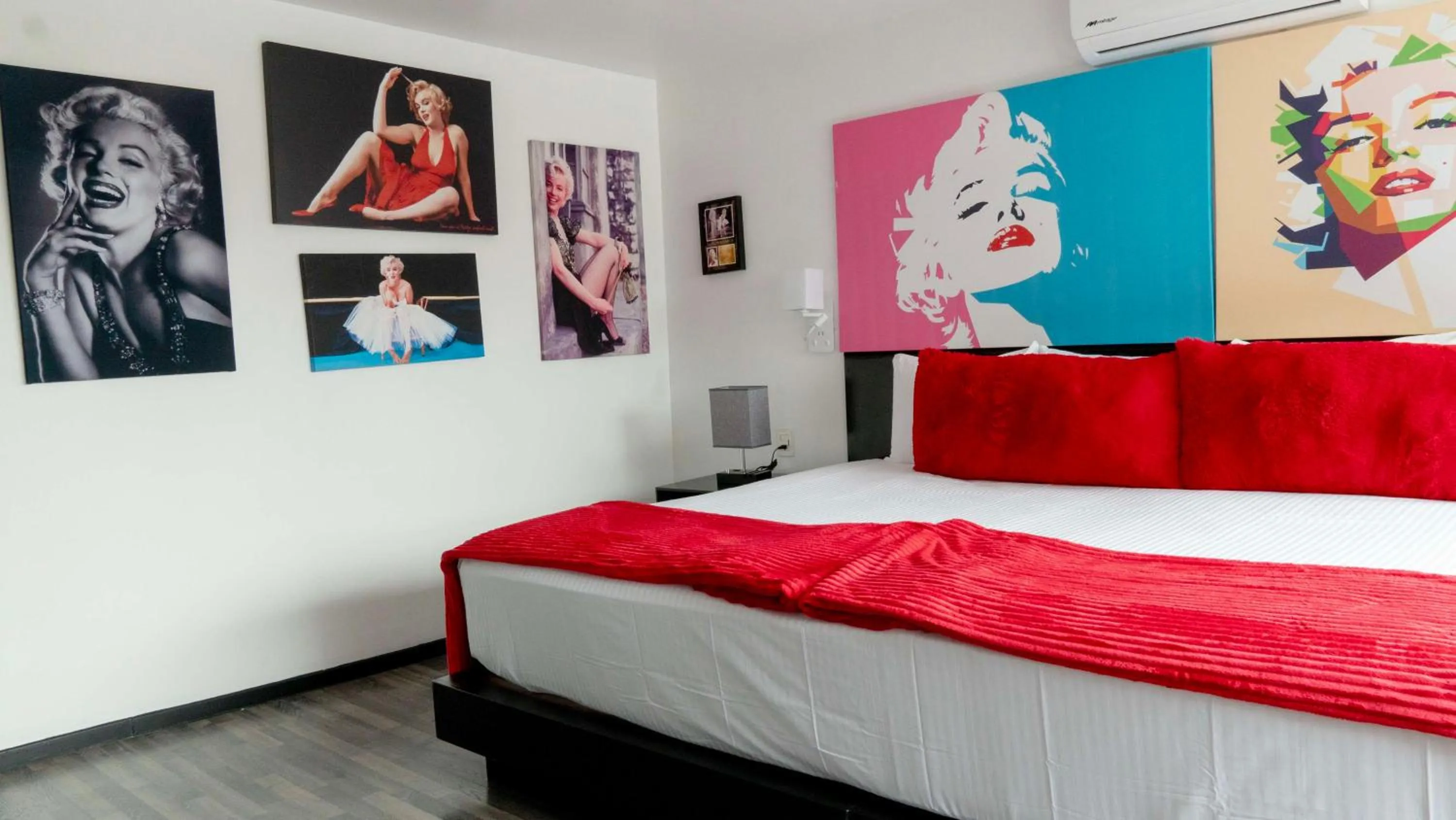 Bedroom, Bed in Hotel Black Boutique