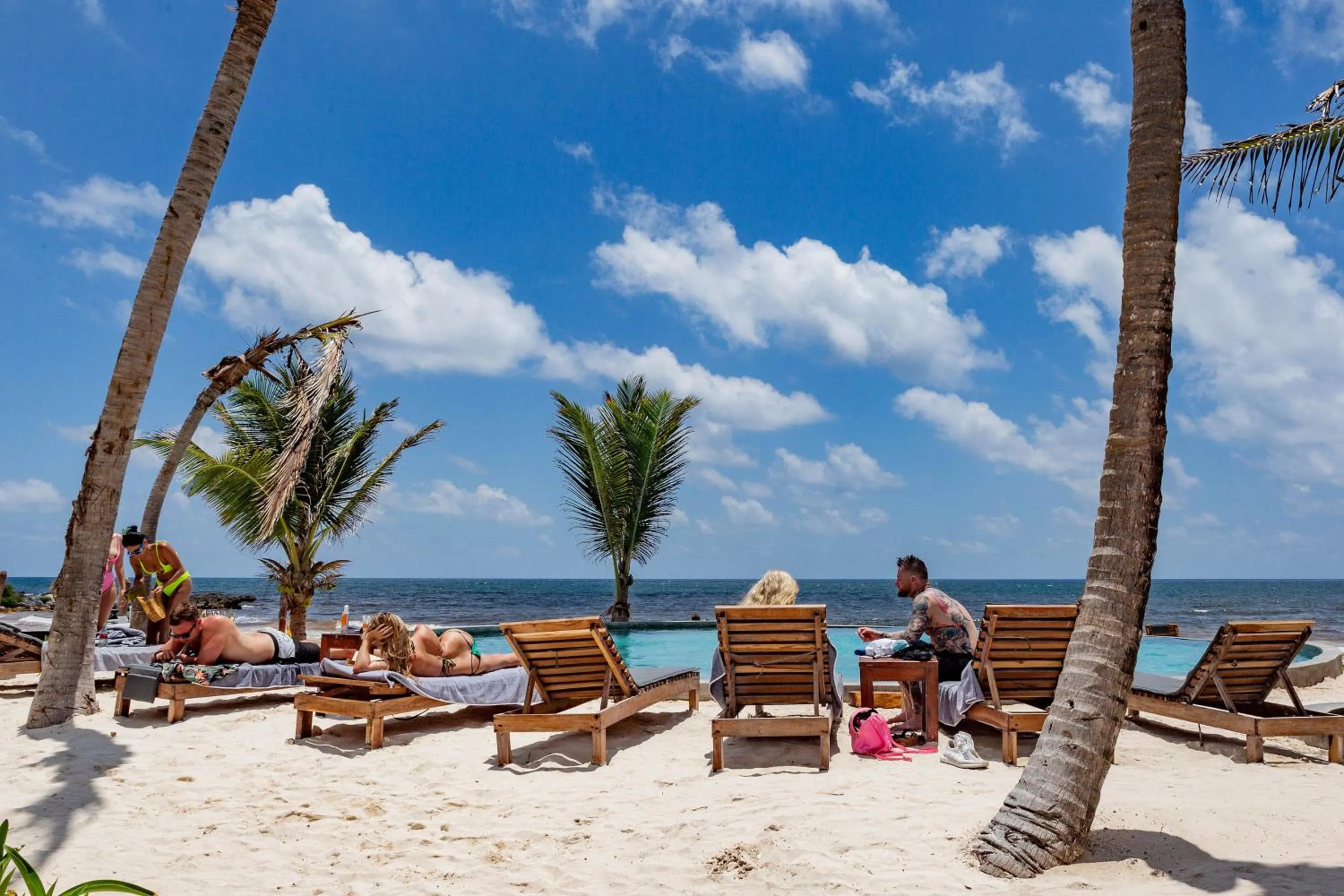 Swimming pool in Maya Tulum By G Hotels