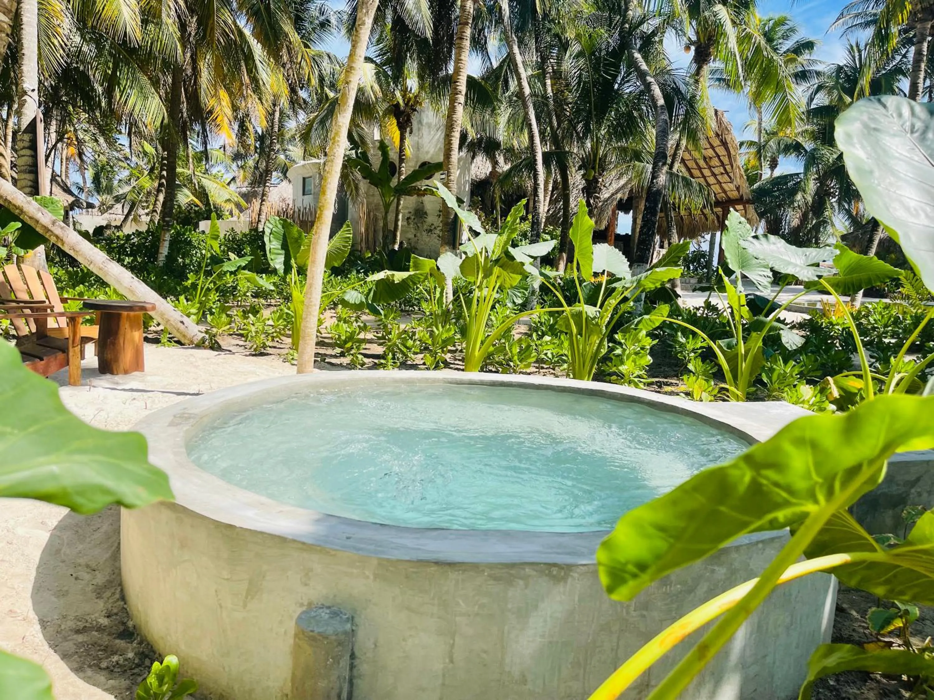 Swimming pool in Maya Tulum By G Hotels