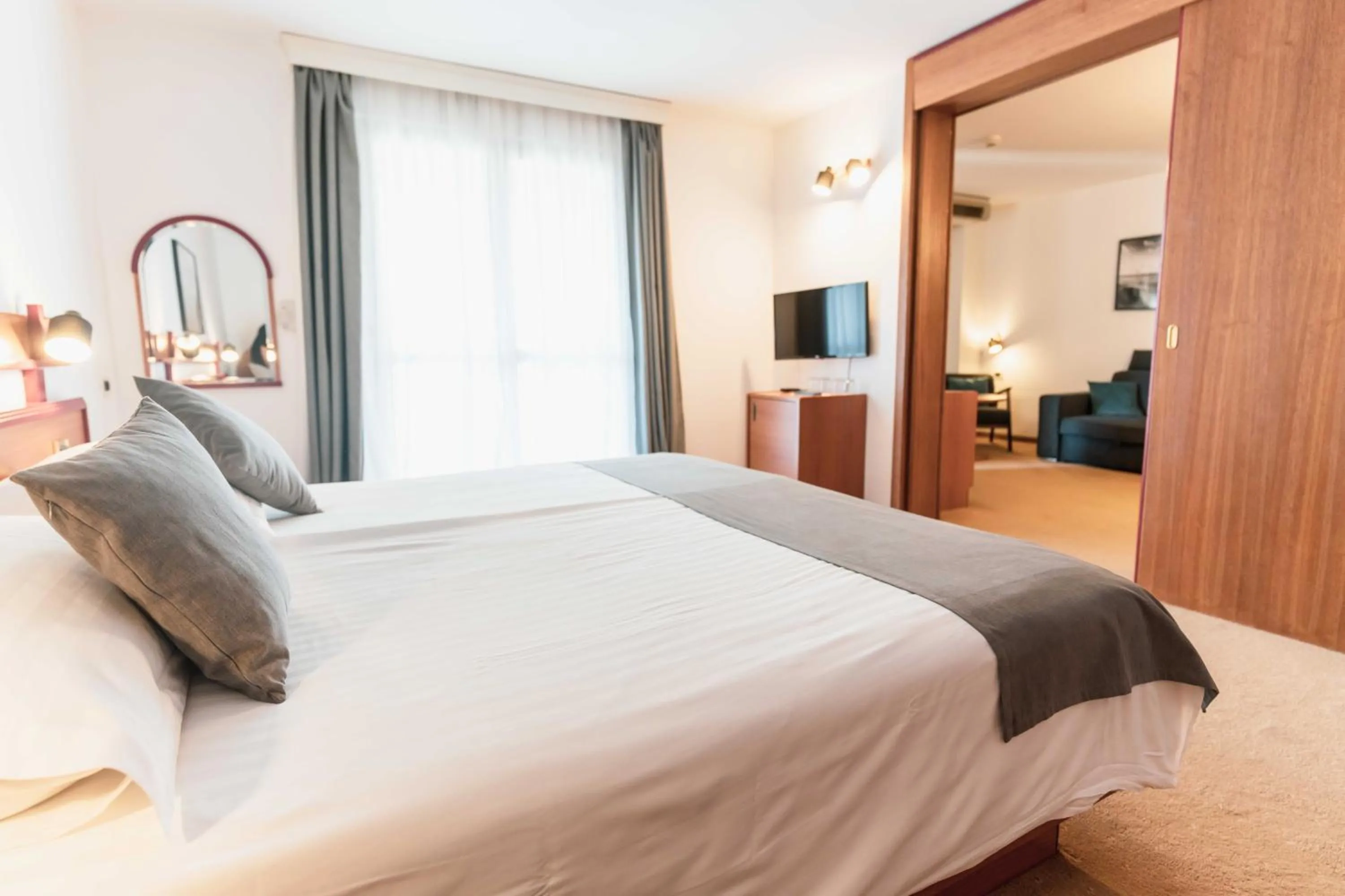 Photo of the whole room, Bed in Hotel Horizont