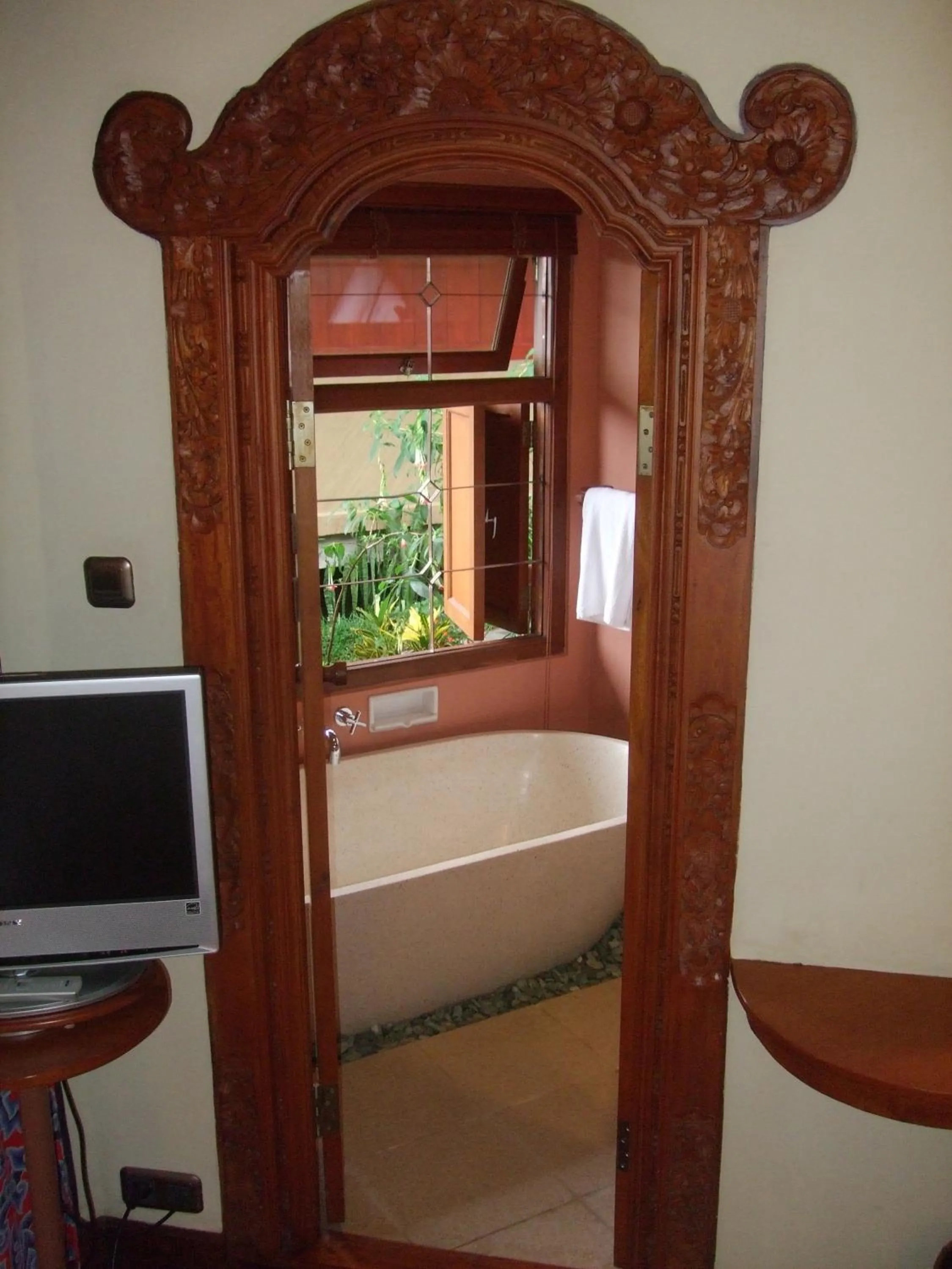 Bathroom in Strawberry Hill Hotel & Restaurant
