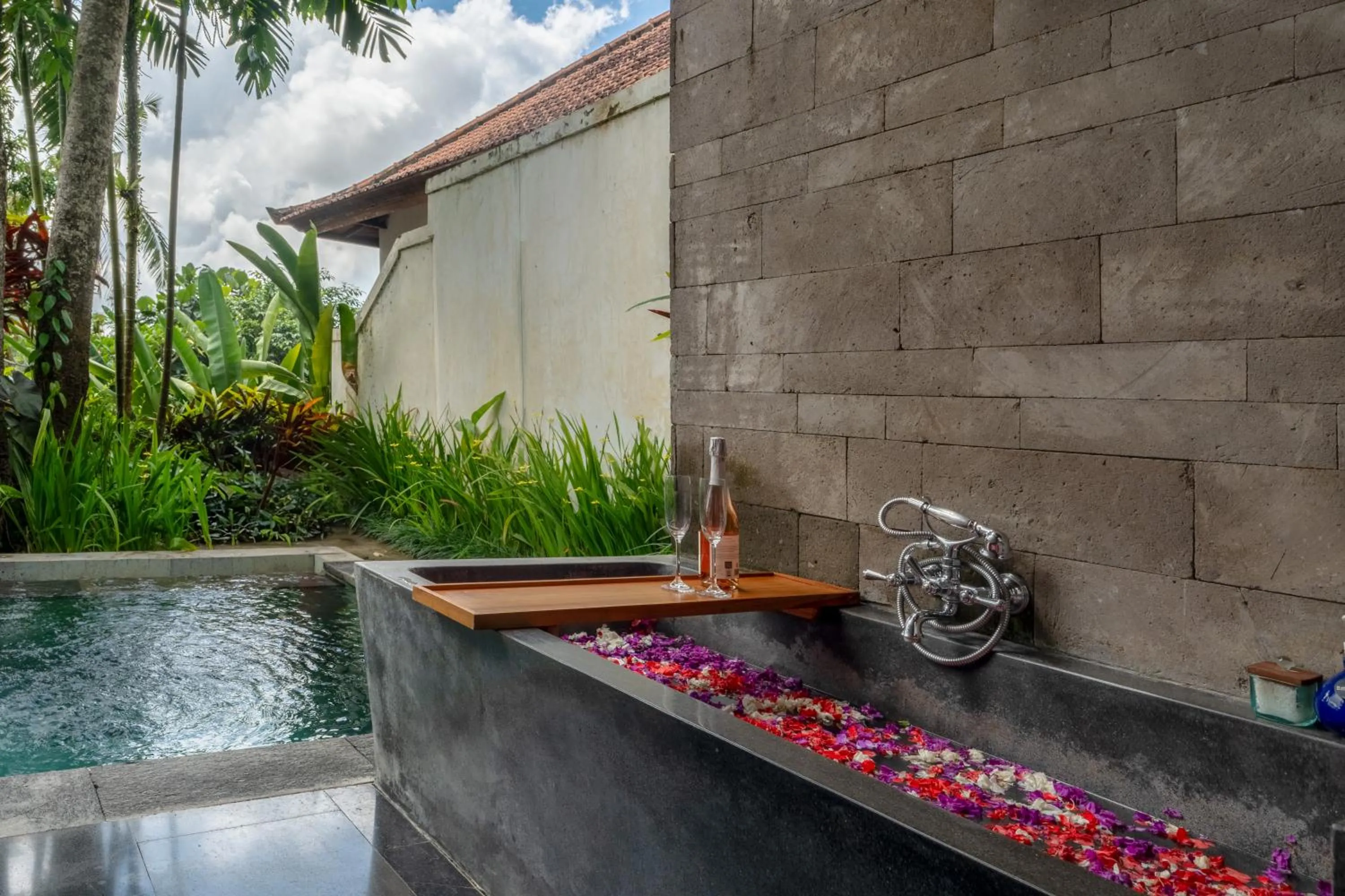 Bath in Amora Ubud Boutique Villas