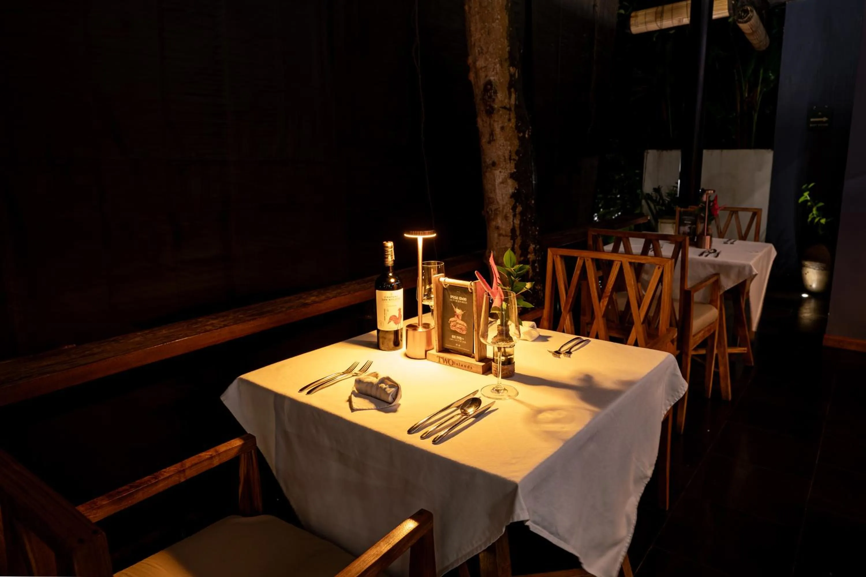 Restaurant/places to eat in Amora Ubud Boutique Villas