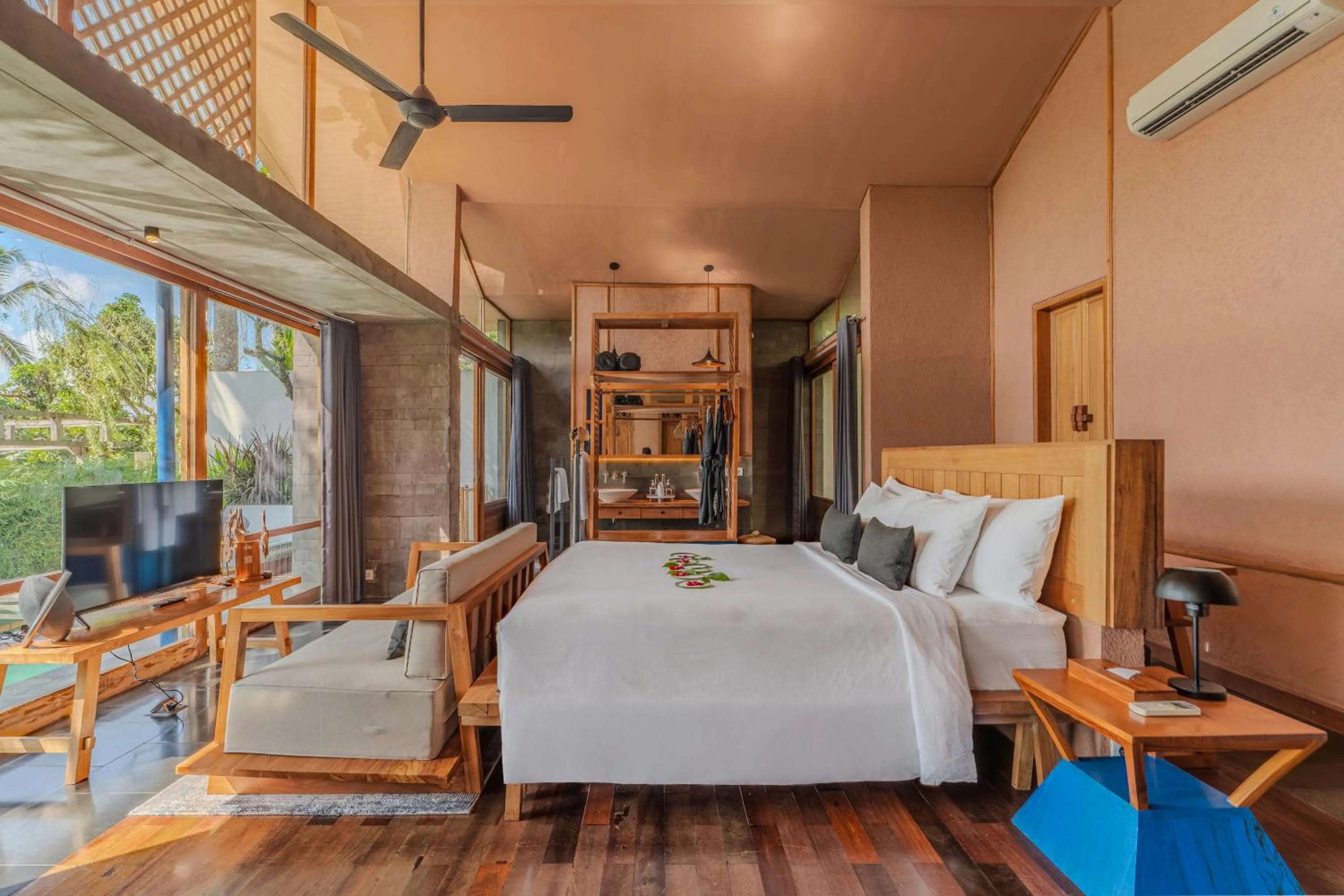 Bed in Amora Ubud Boutique Villas