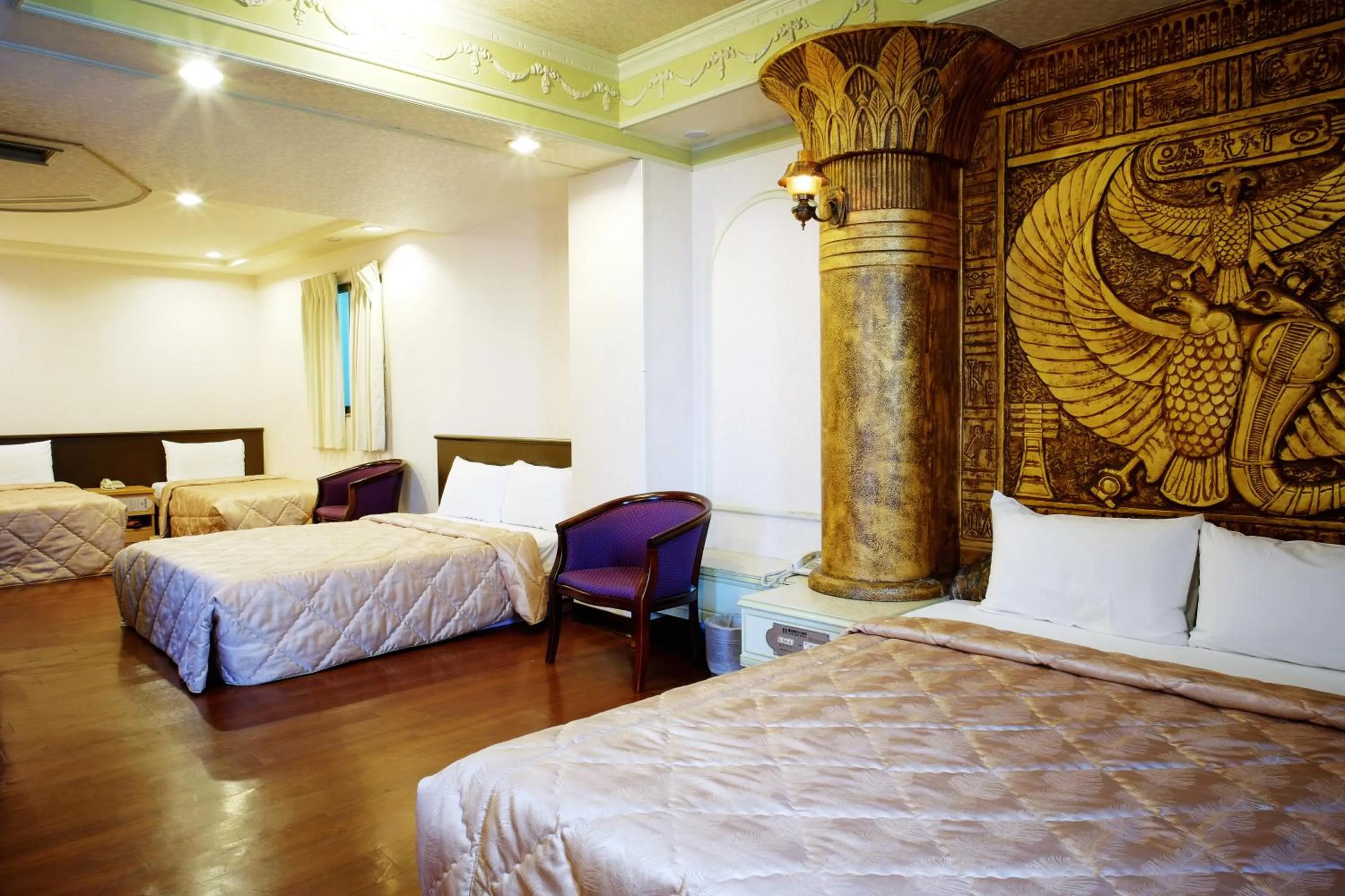 Bed in Yi Pin Yuan Hotel