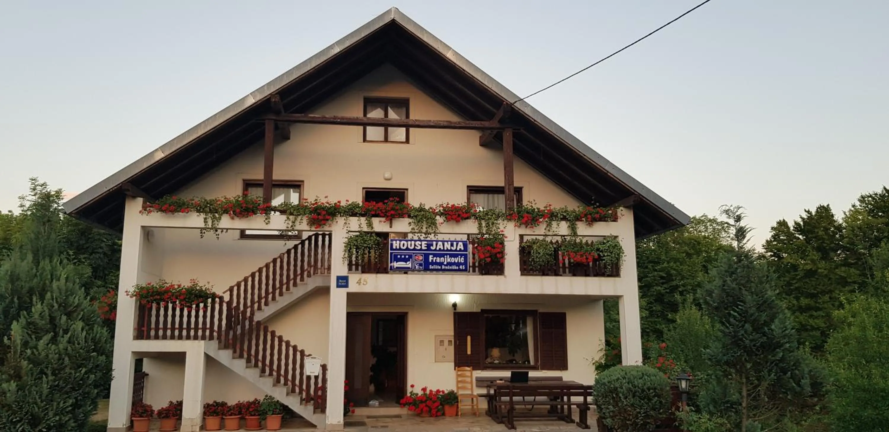 Property building in House Janja Plitvice