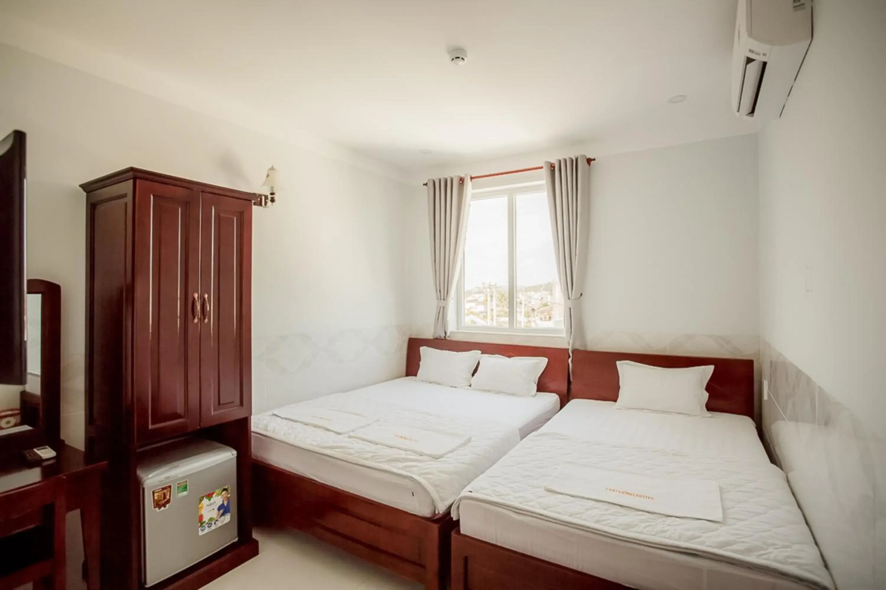 Bed in Phu Hong Hotel Bed in Phu Hong Hotel