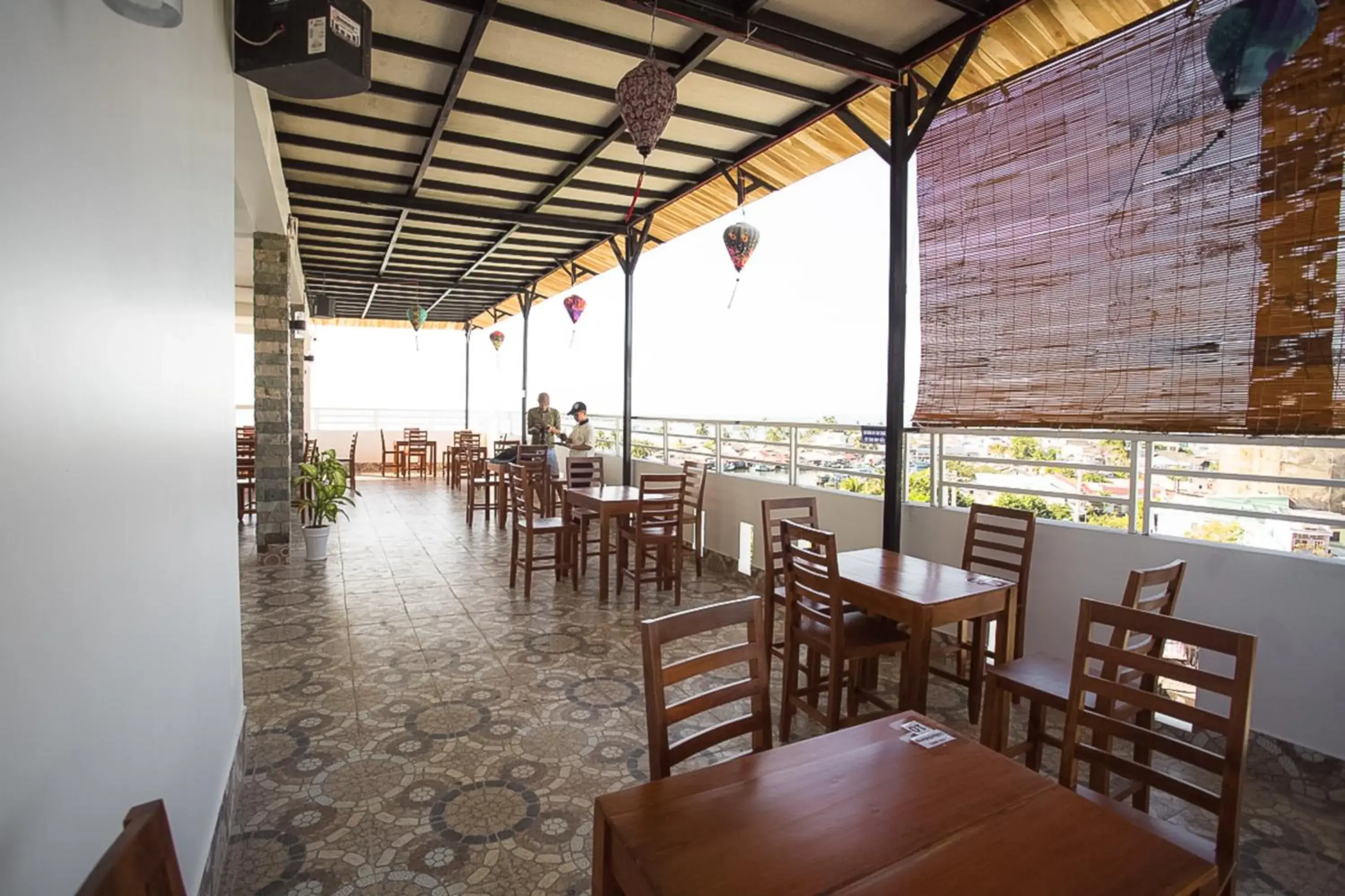 Property building in Phu Hong Hotel Property building in Phu Hong Hotel