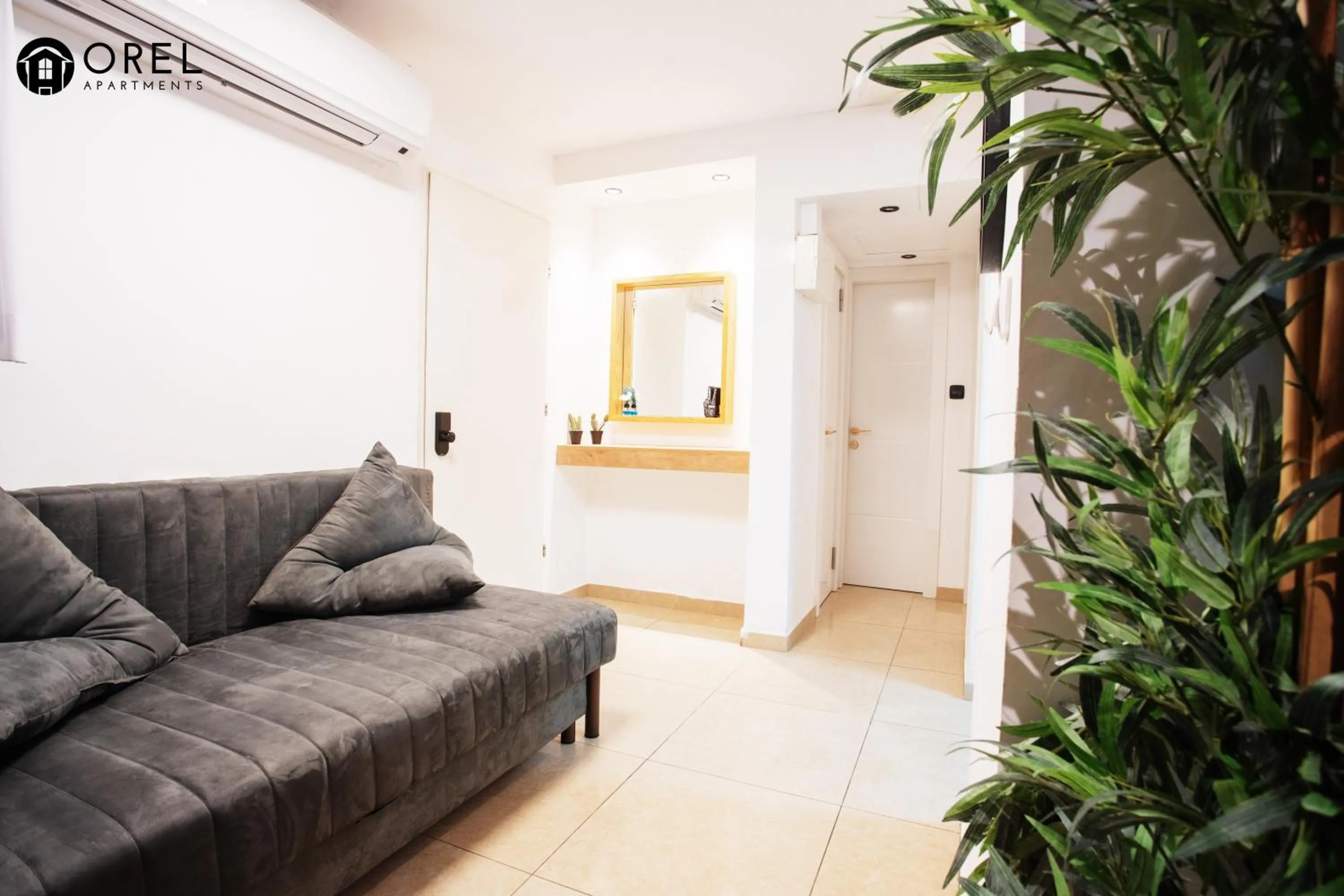 Orel's Ground floor Apartment