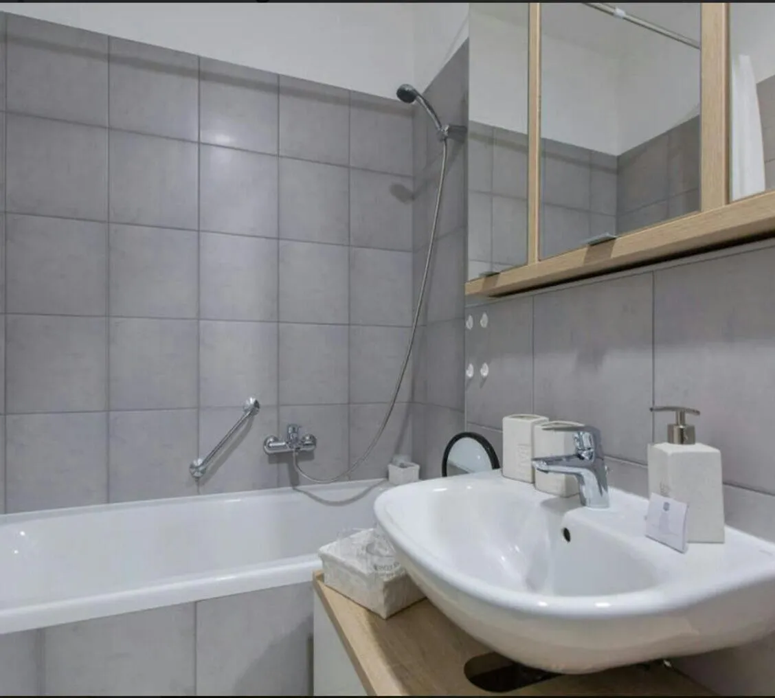 Bathroom in Apartment Ali