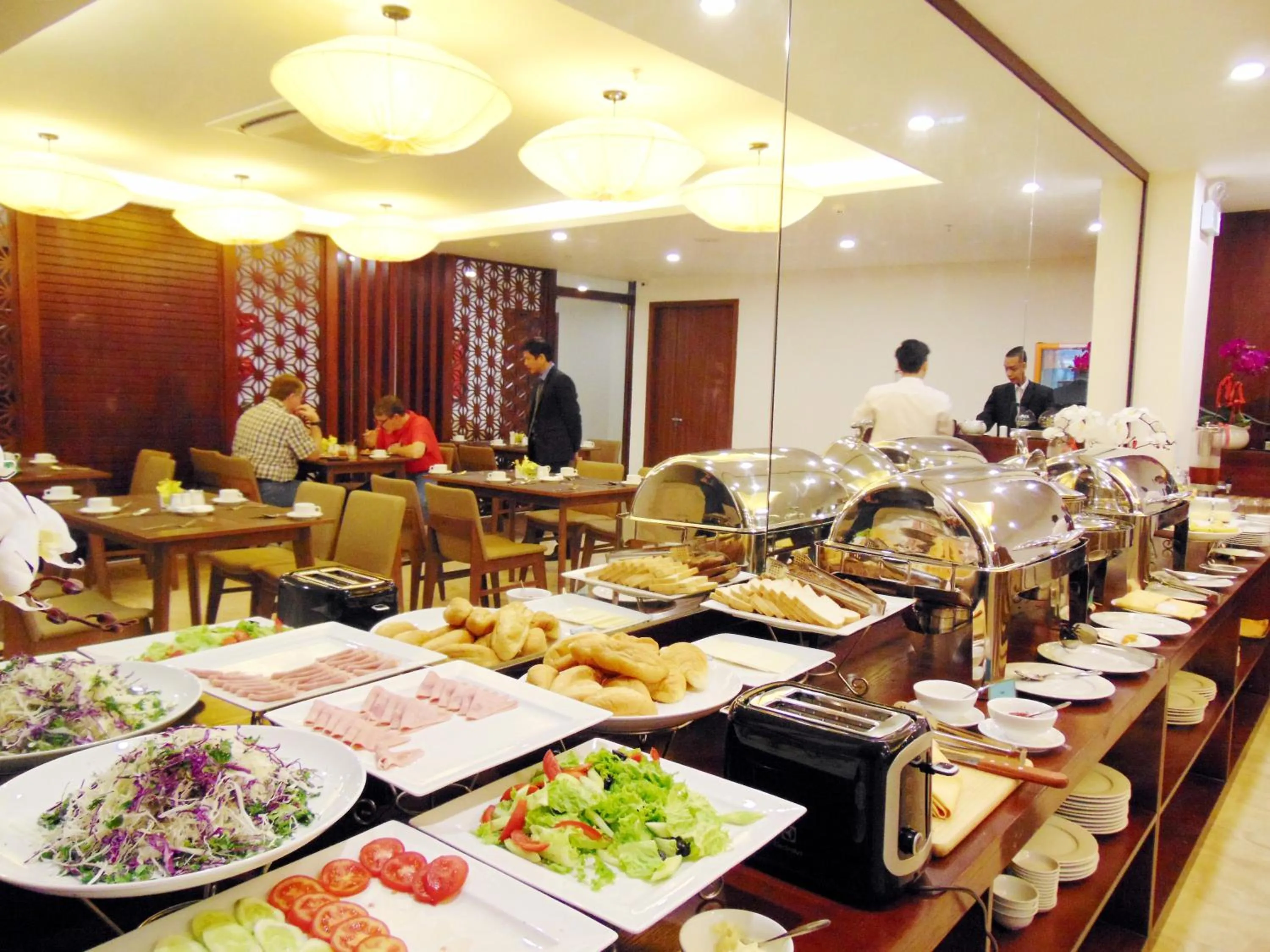 Day in Hanoi Pomihoa Hotel