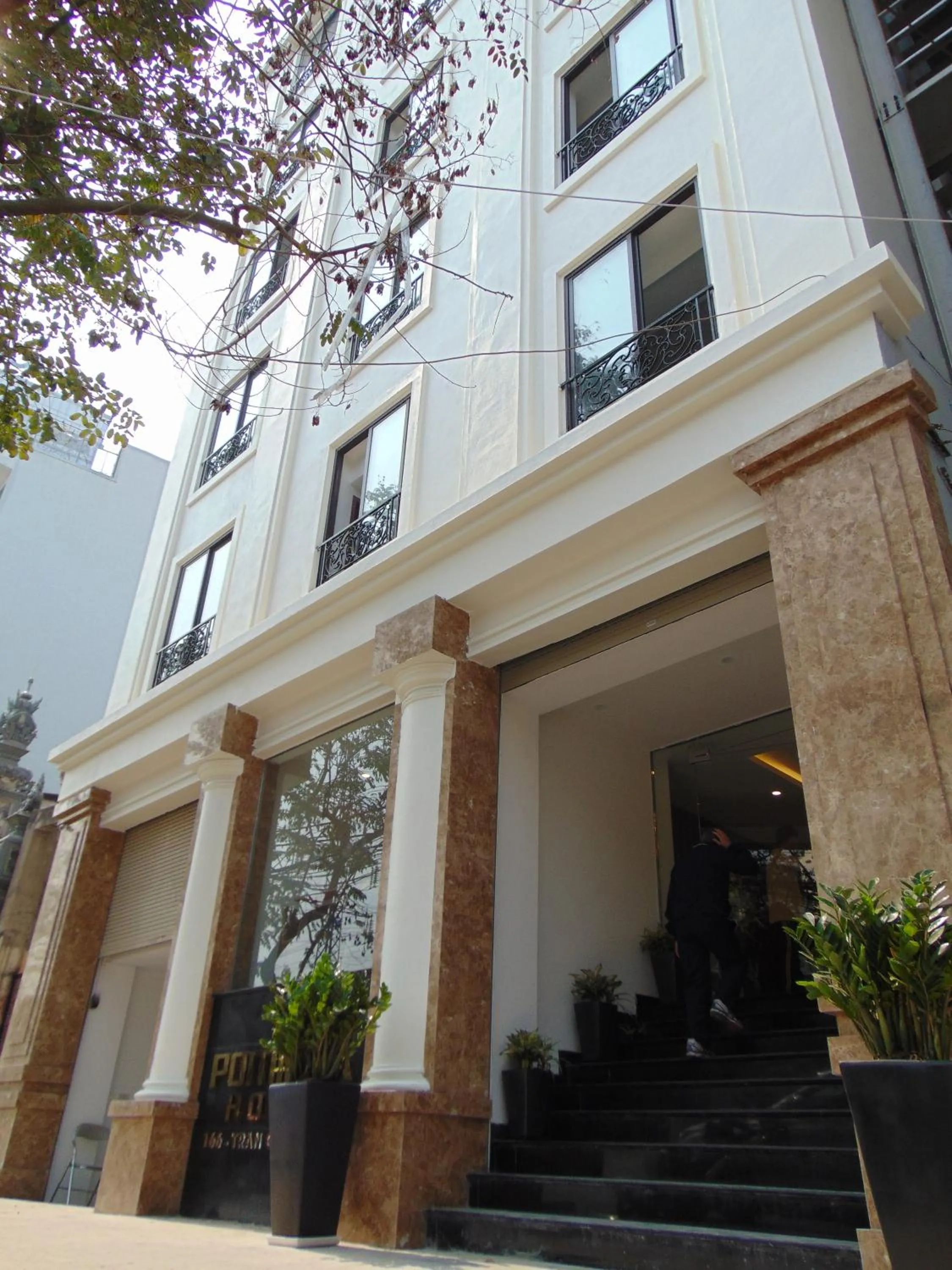 Property building in Hanoi Pomihoa Hotel