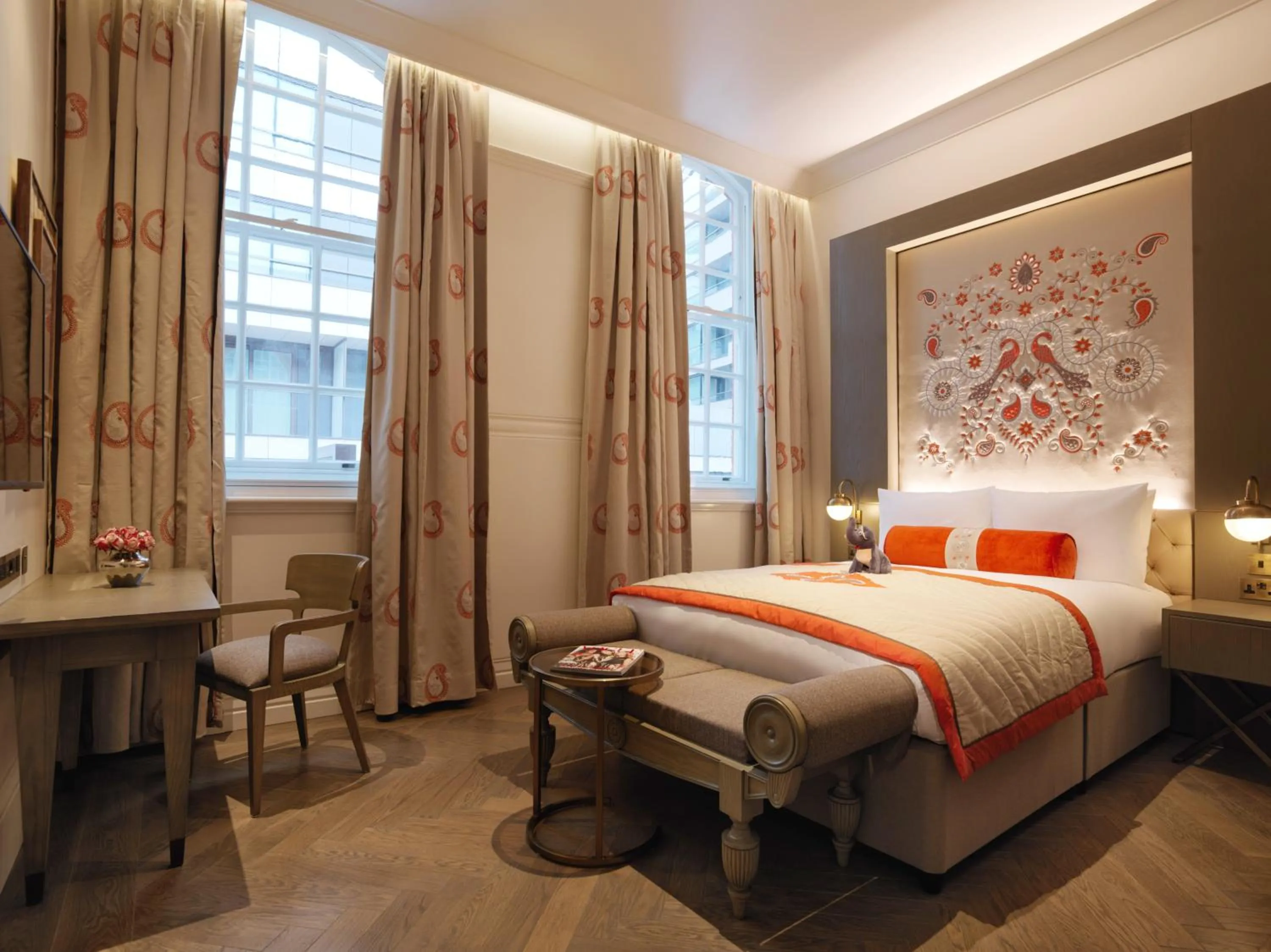 Bedroom, Bed in The LaLit London