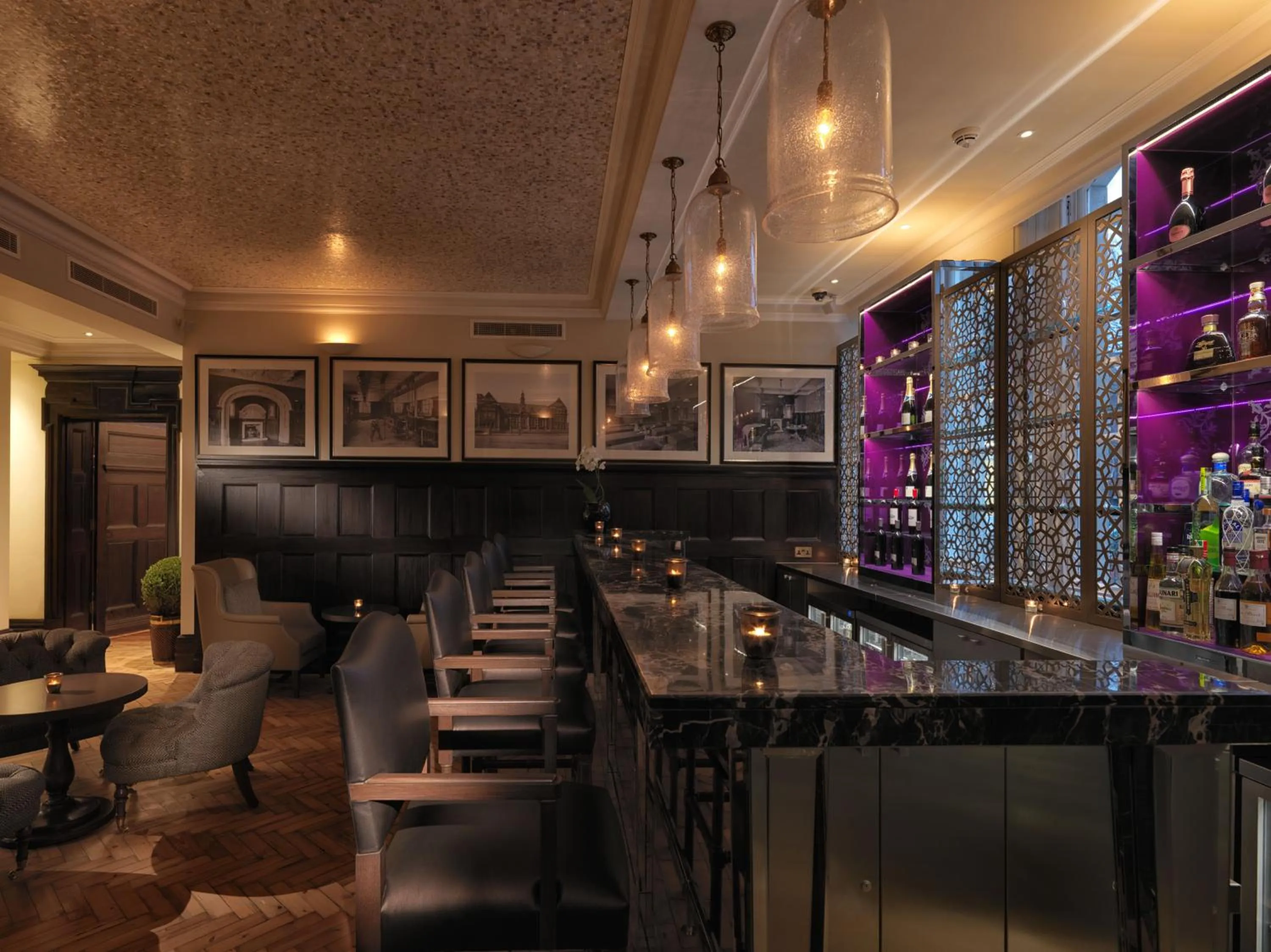 Lounge or bar in The LaLit London
