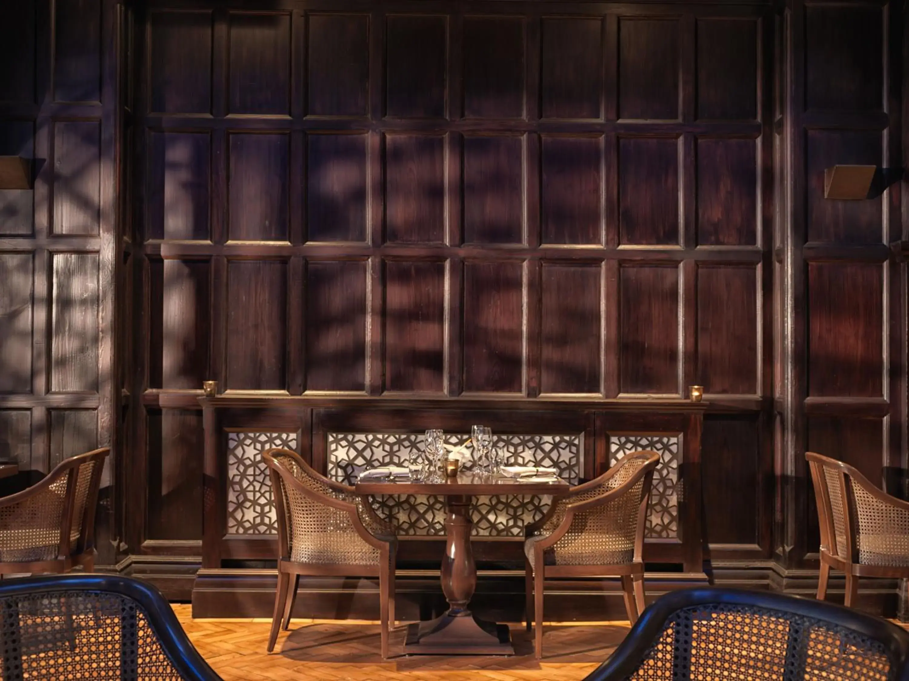 Restaurant/places to eat in The LaLit London Restaurant/places to eat in The LaLit London