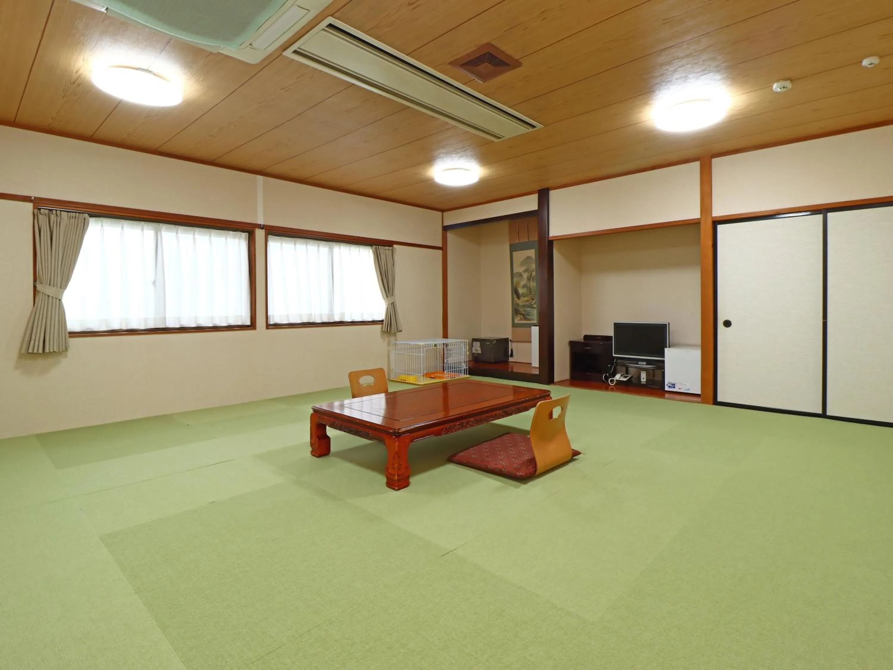 Photo of the whole room in Shugyoku no Yu Yakushido Onsen