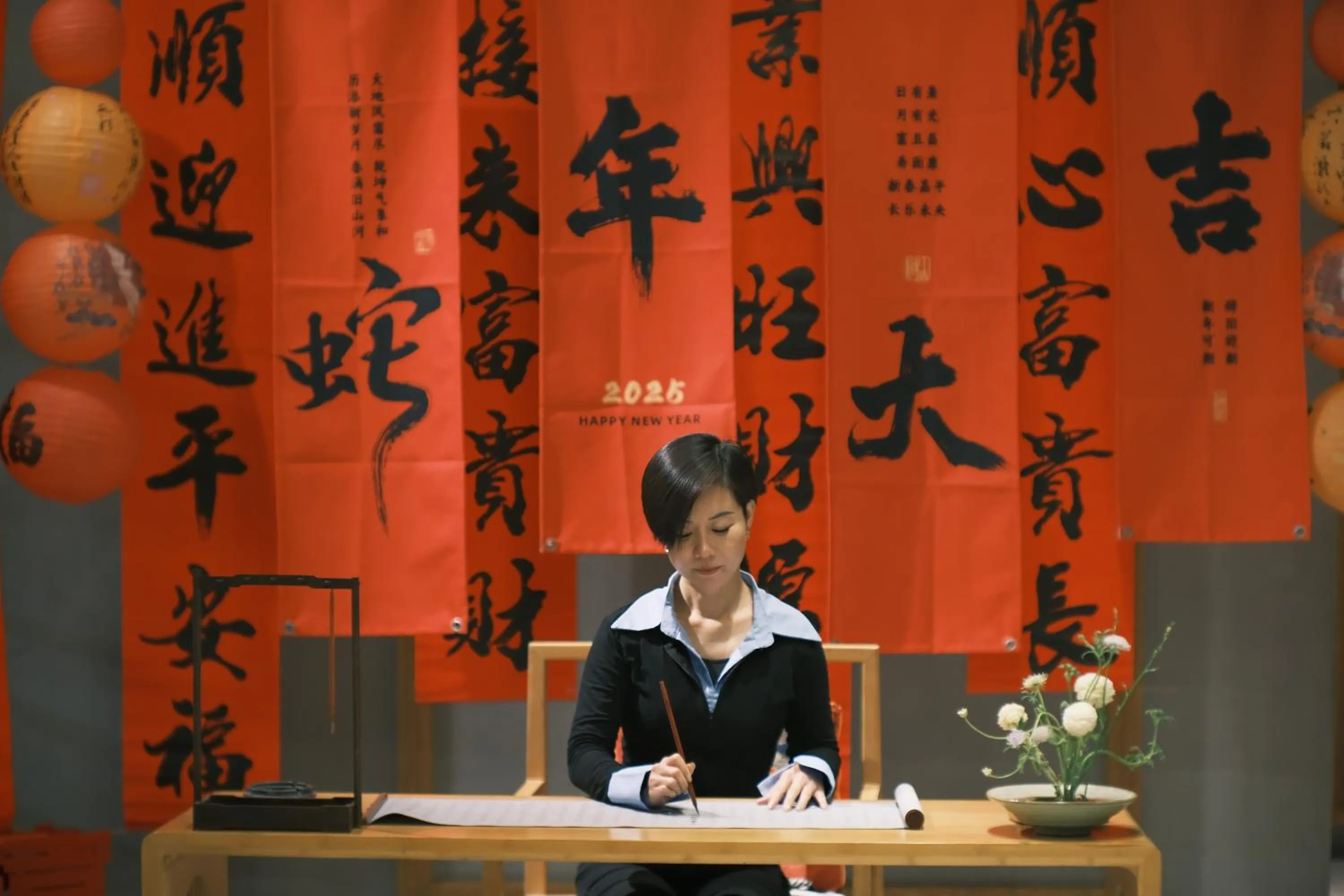 People in Yangshuo Zen Garden Resort - Rich Chinese traditional activities