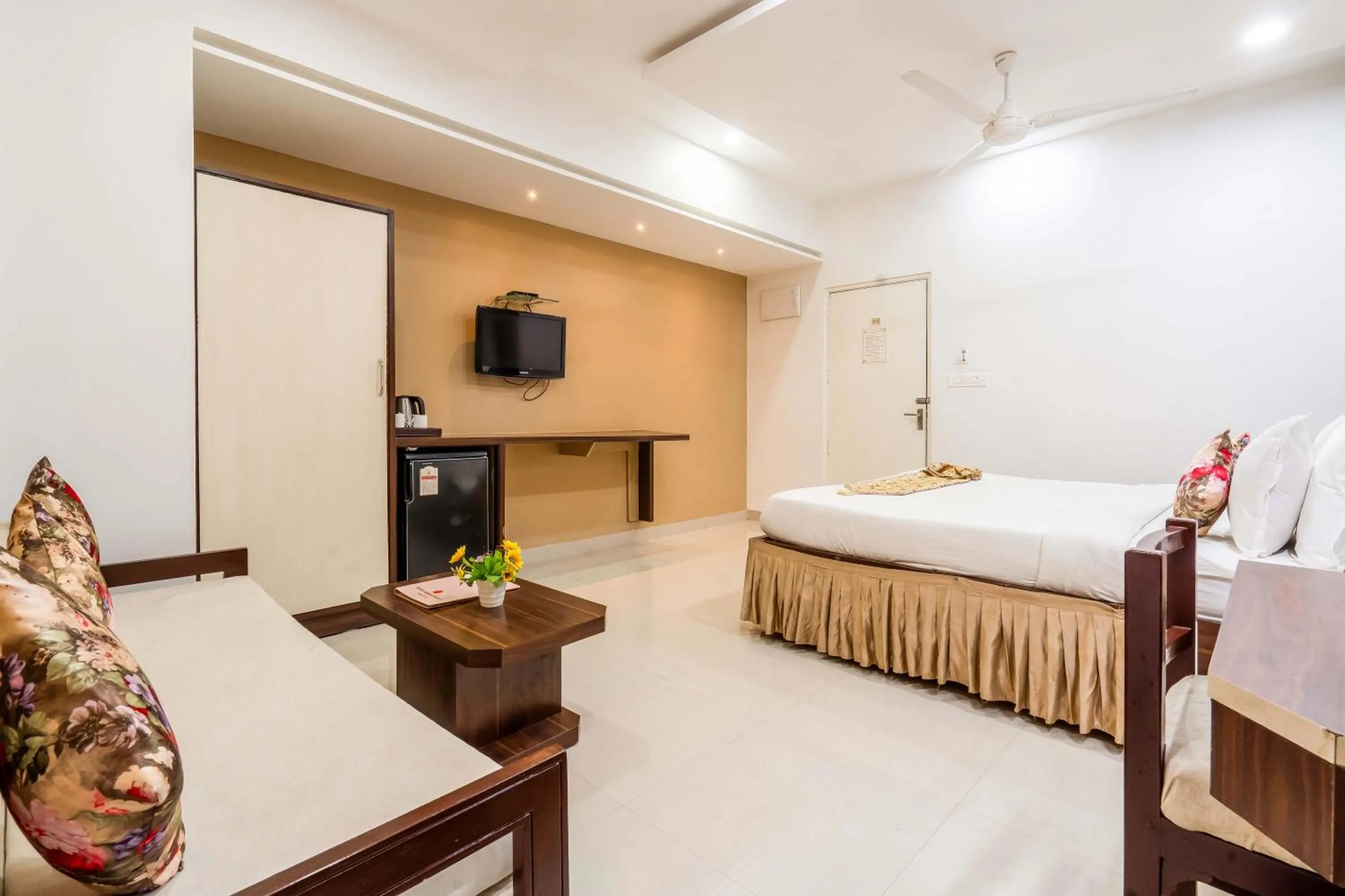 Bed in Hotel Ashish Palace