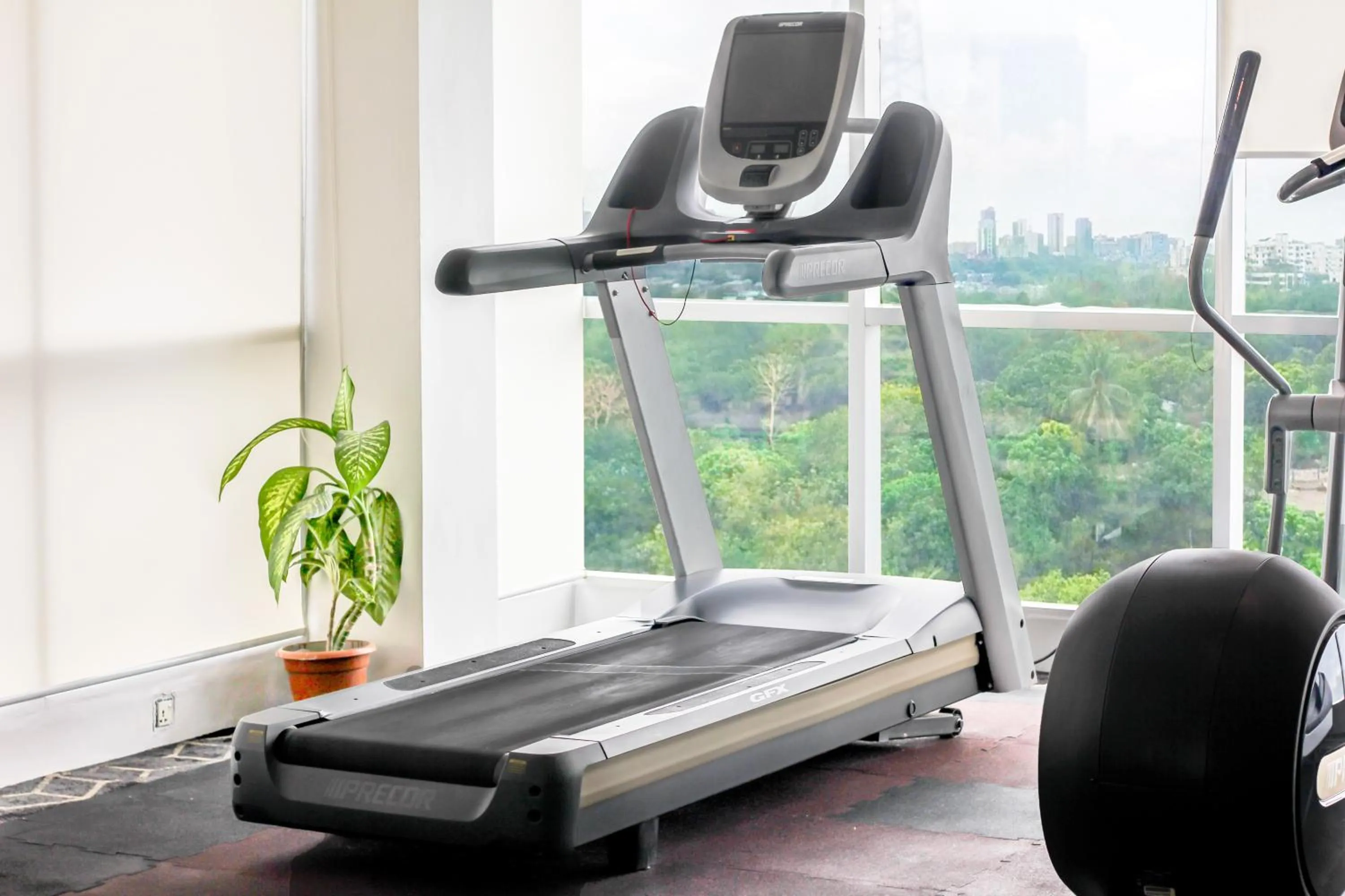 Fitness centre/facilities in Golden Tulip The Grandmark-Dhaka