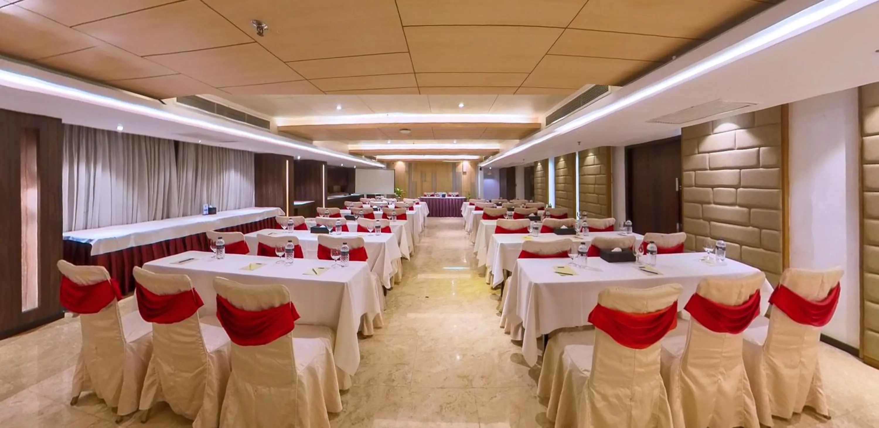Banquet/Function facilities in Golden Tulip The Grandmark-Dhaka