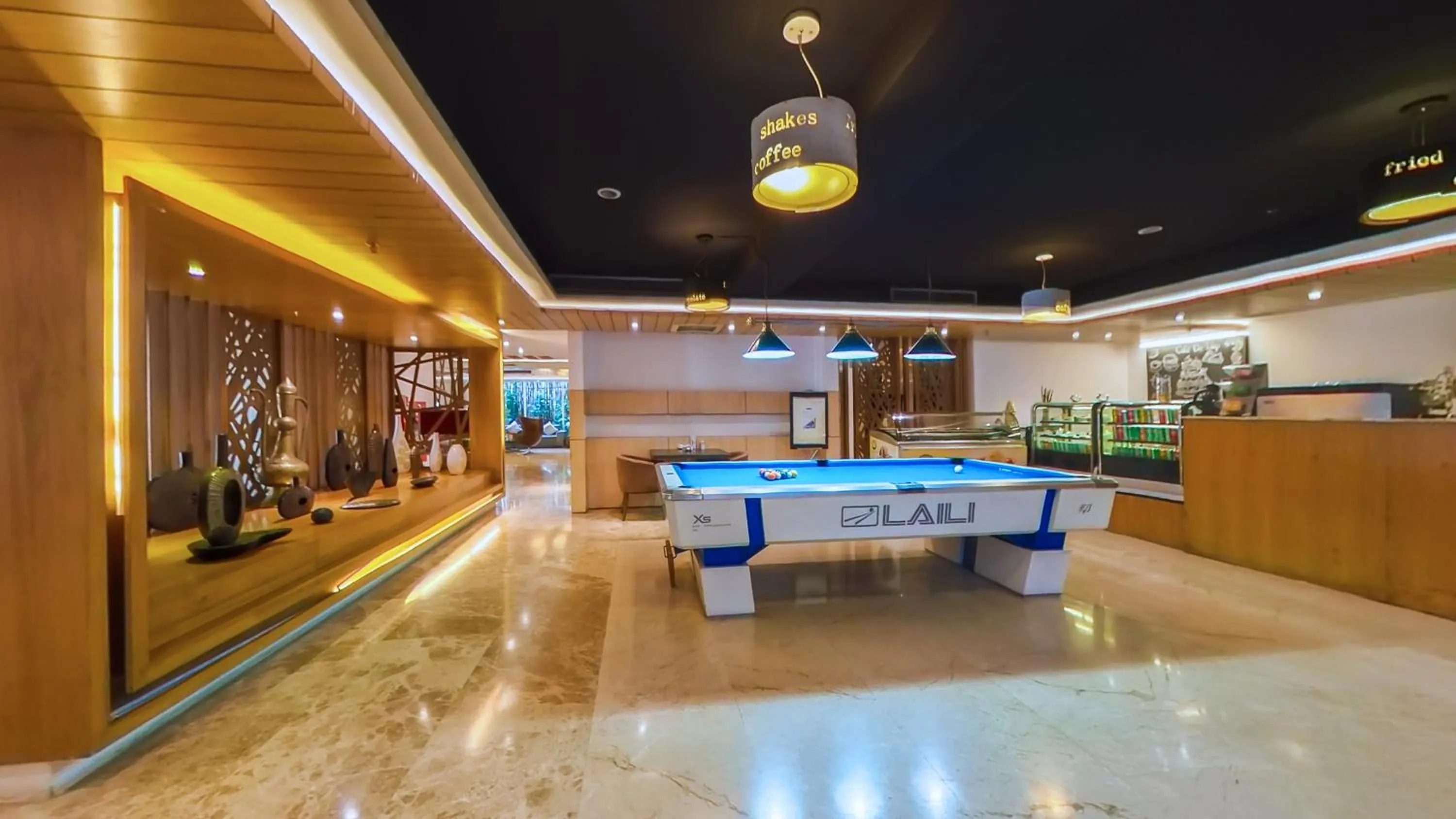 Restaurant/places to eat in Golden Tulip The Grandmark-Dhaka