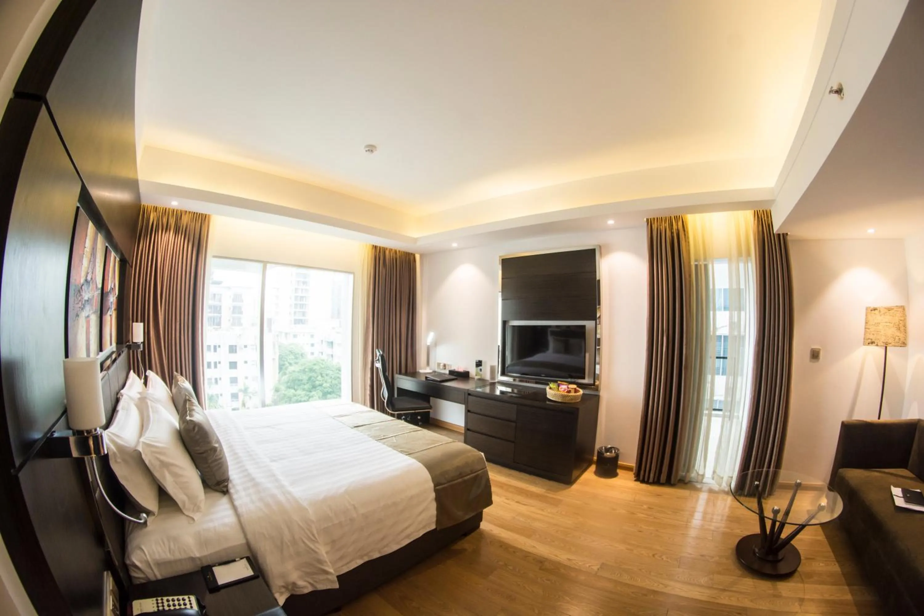 Bedroom, Bed in Golden Tulip The Grandmark-Dhaka