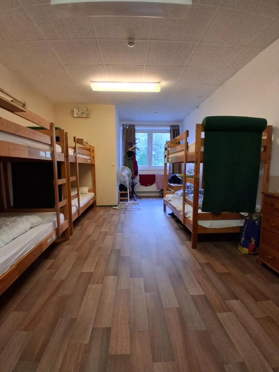 Photo of the whole room, Bed in Max Hostel