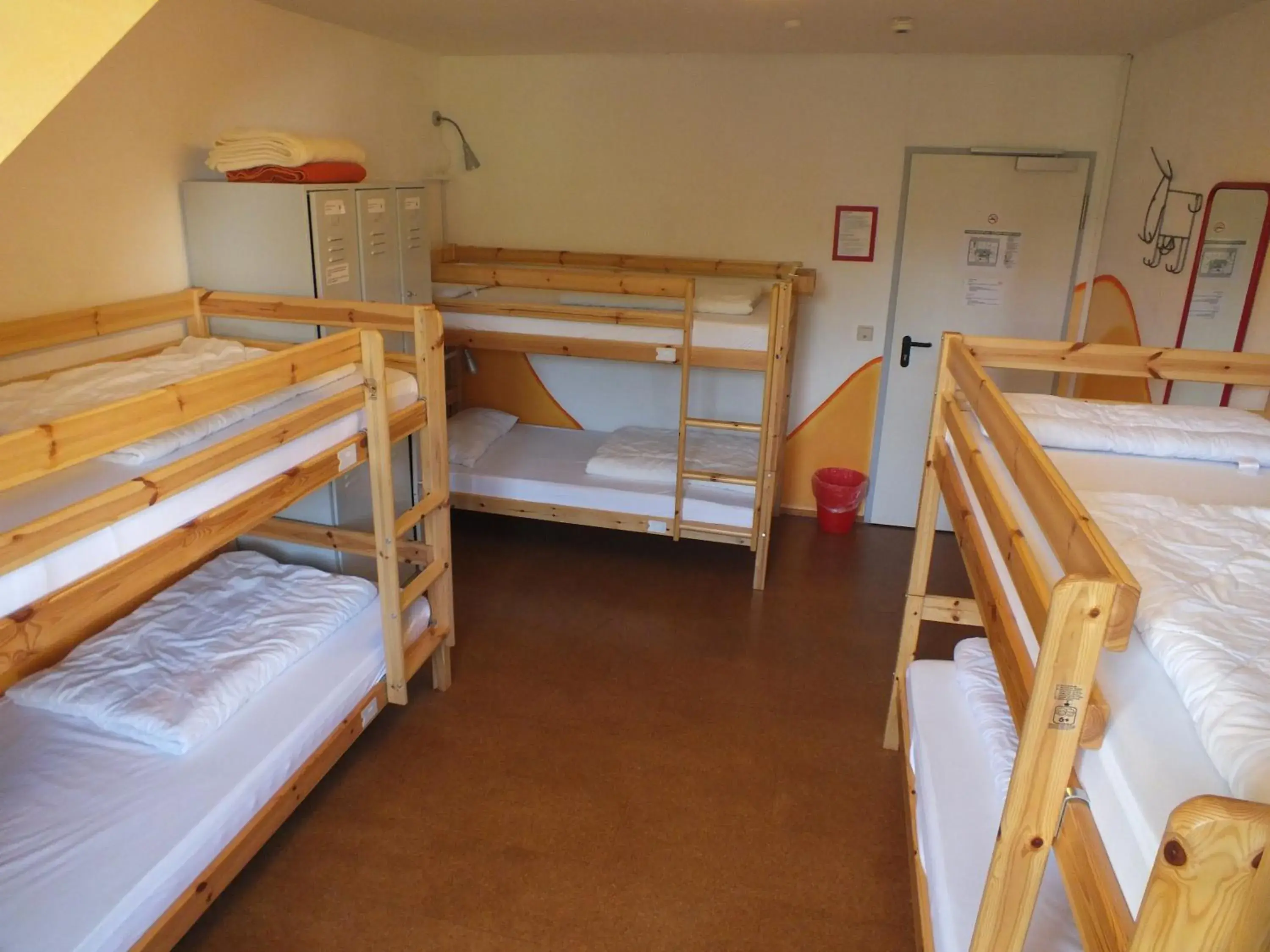 Bed in 6-Bed Mixed Dormitory Room in Max Hostel Bed in 6-Bed Mixed Dormitory Room in Max Hostel