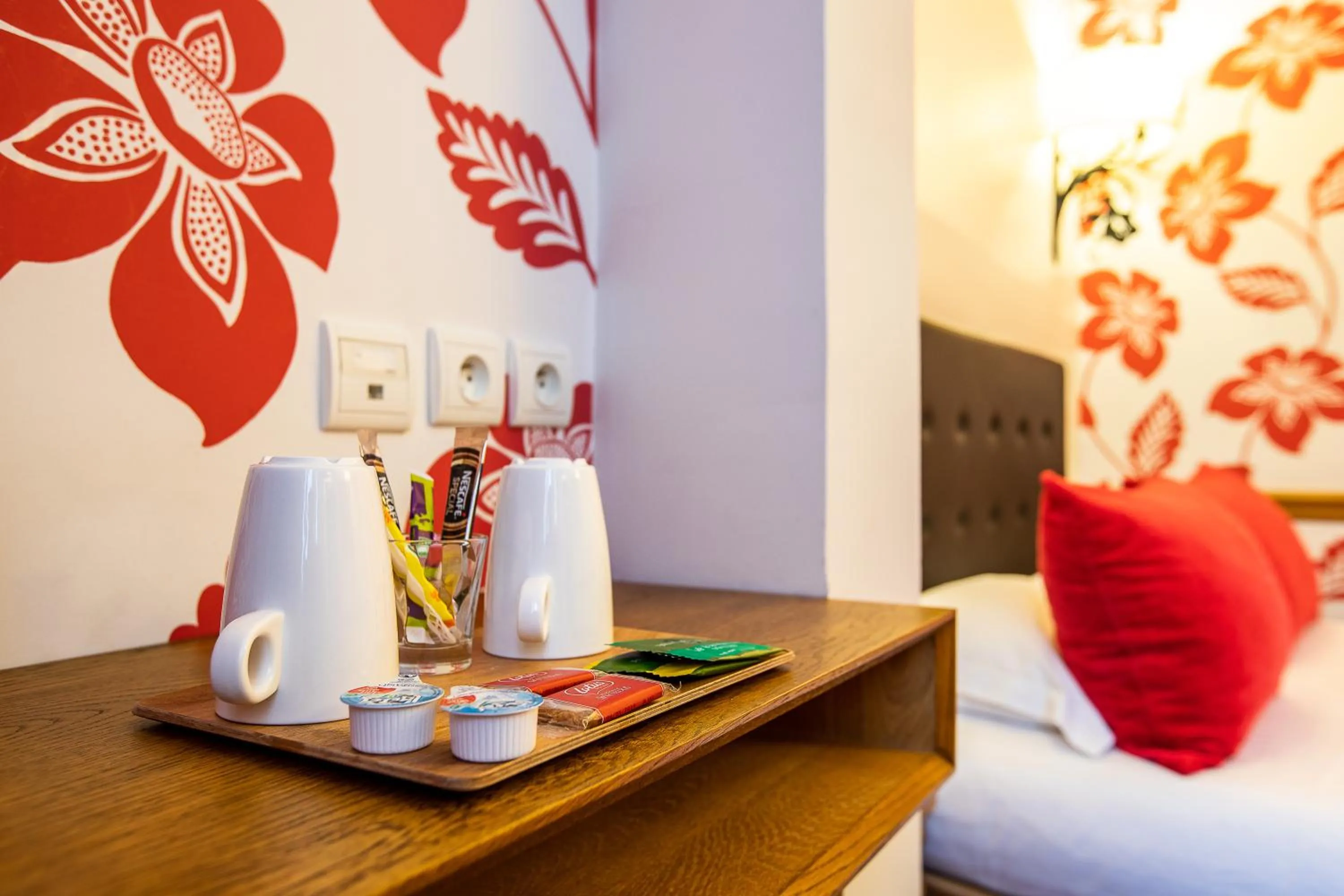Decorative detail, Bed in Hôtel des Ducs D'Anjou