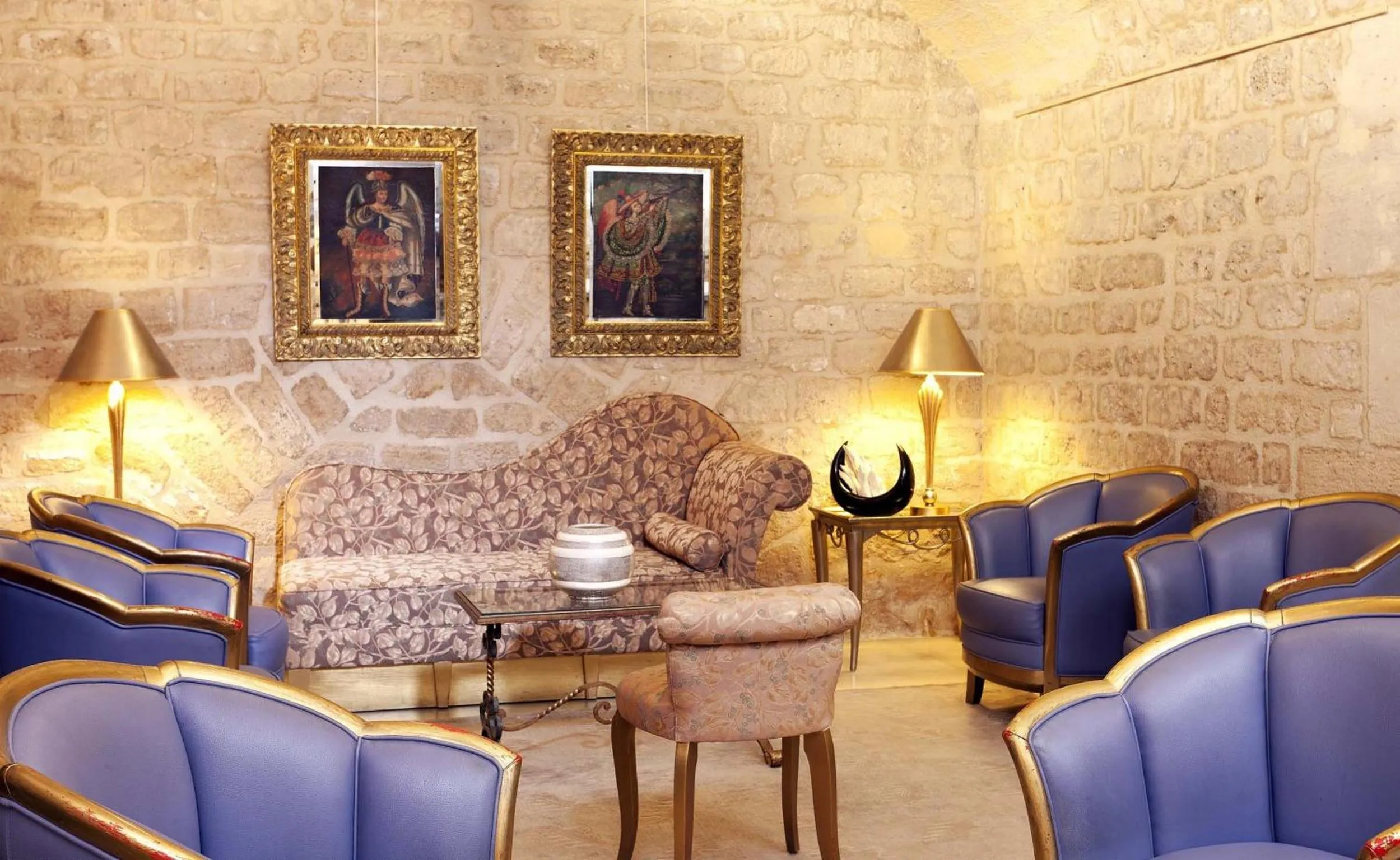 Seating area in Hôtel des Ducs D'Anjou