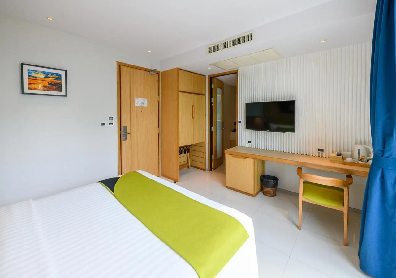 Bed in Deep Blue Z10