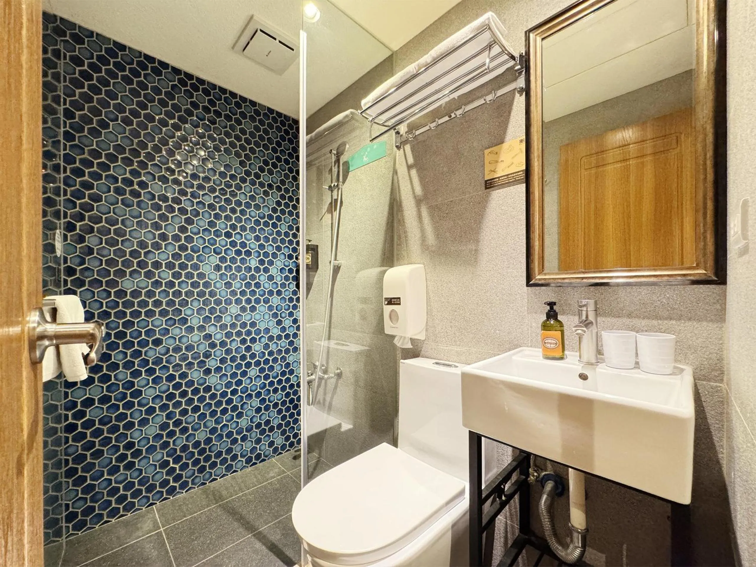 On site in Roaders Hotel Tainan ChengDa