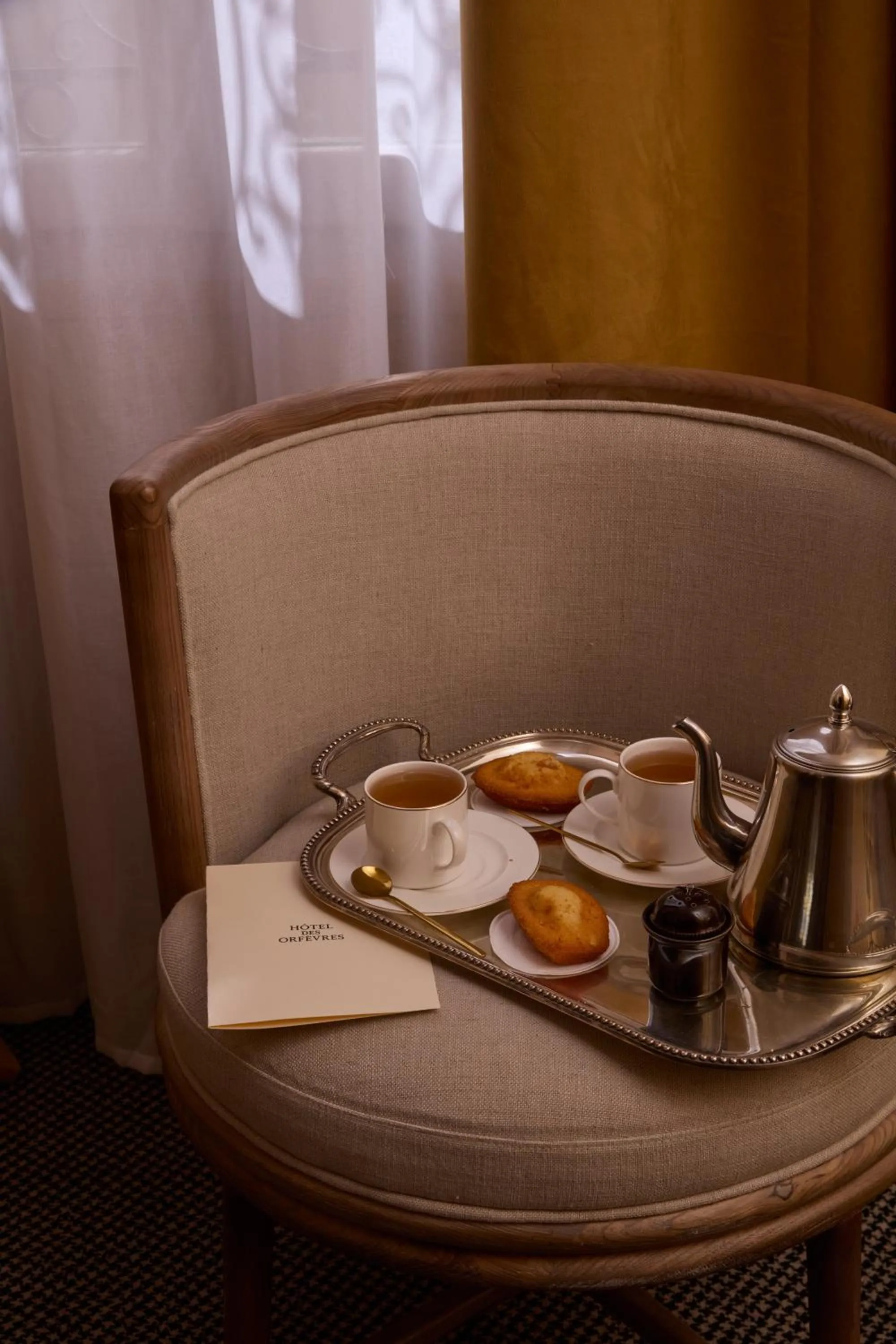 Coffee/tea facilities in Hotel des Orfèvres