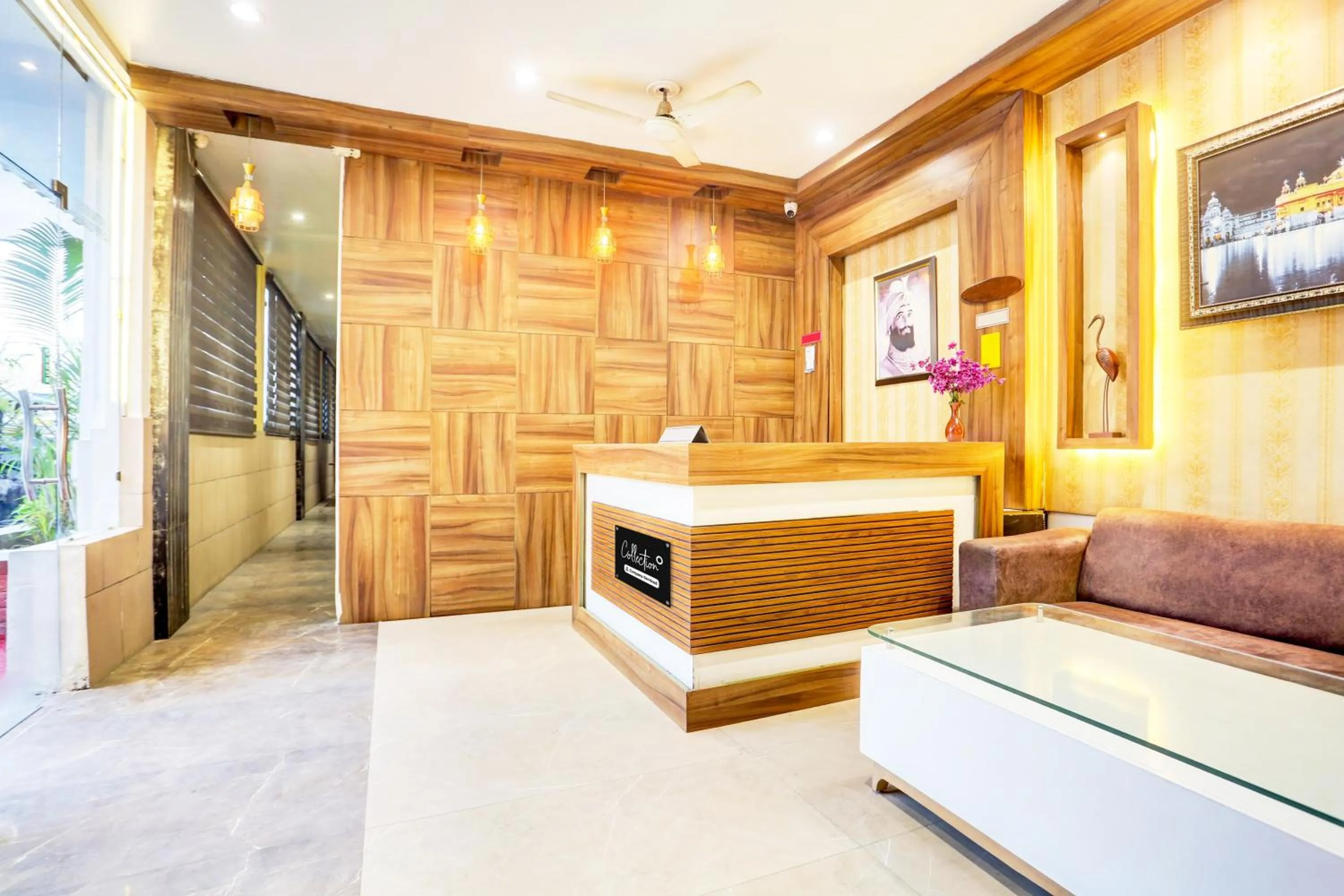 Lobby or reception in Super Collection O Amritsar Near Bus Stand