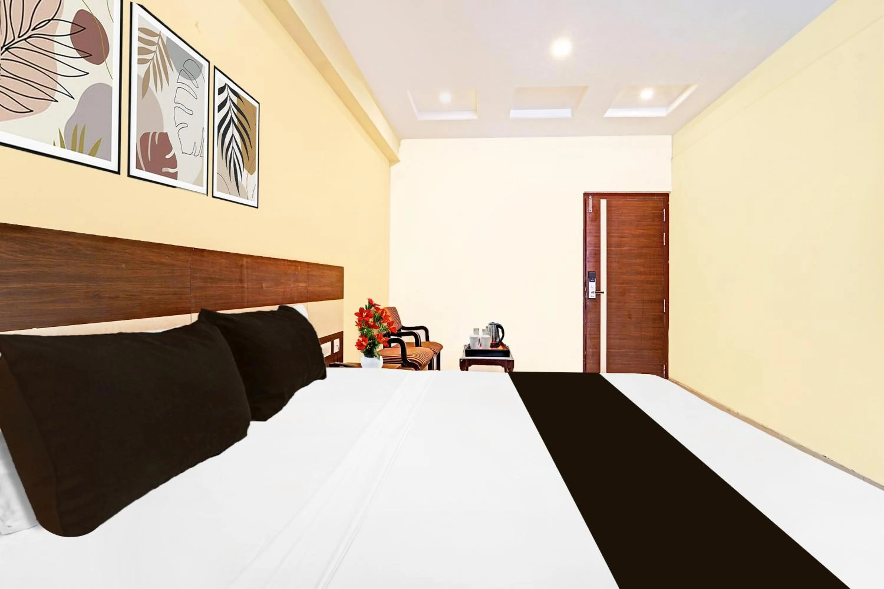 Bedroom, Bed in Super Collection O Gandhipuram