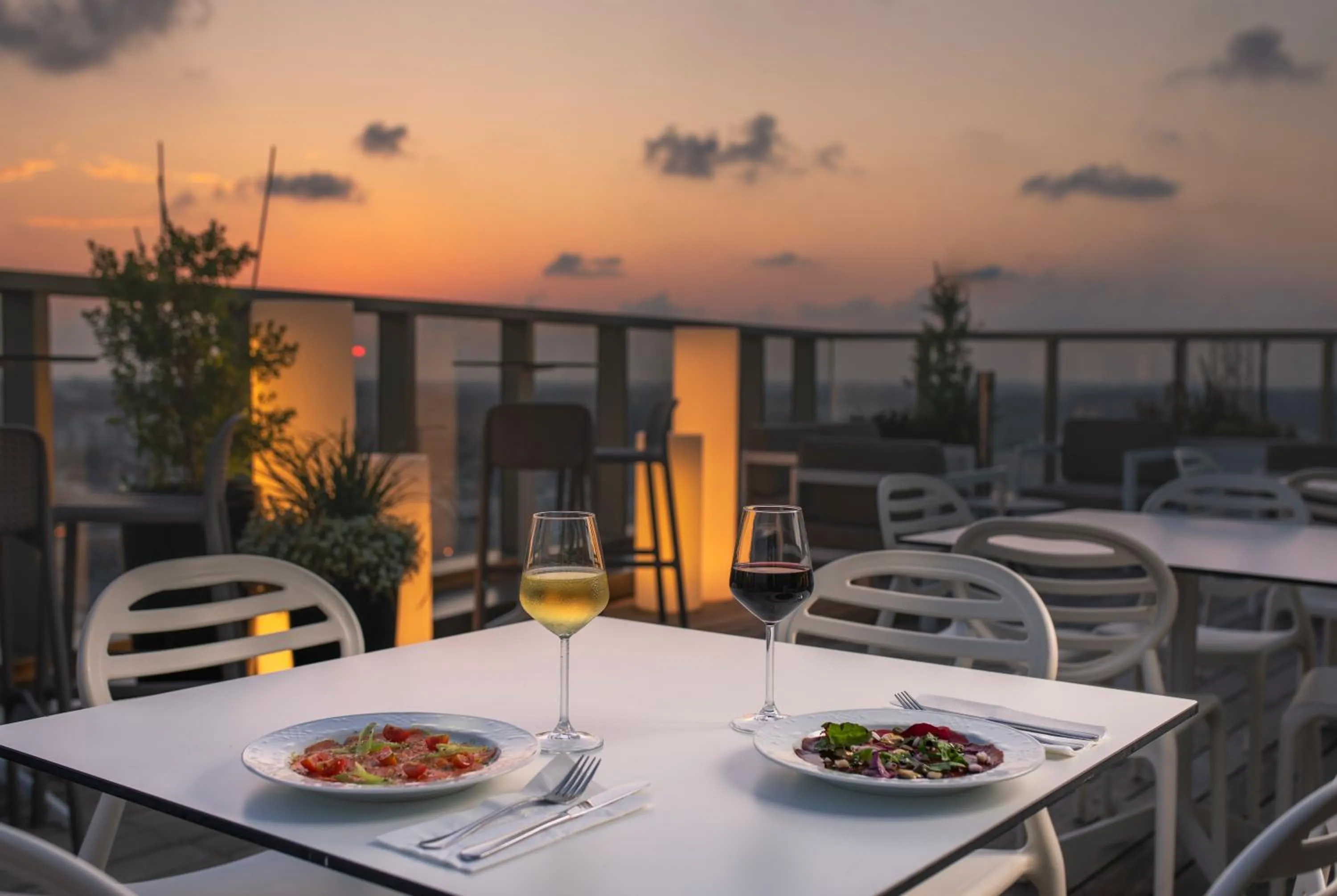 Food and drinks in Prima Millennium