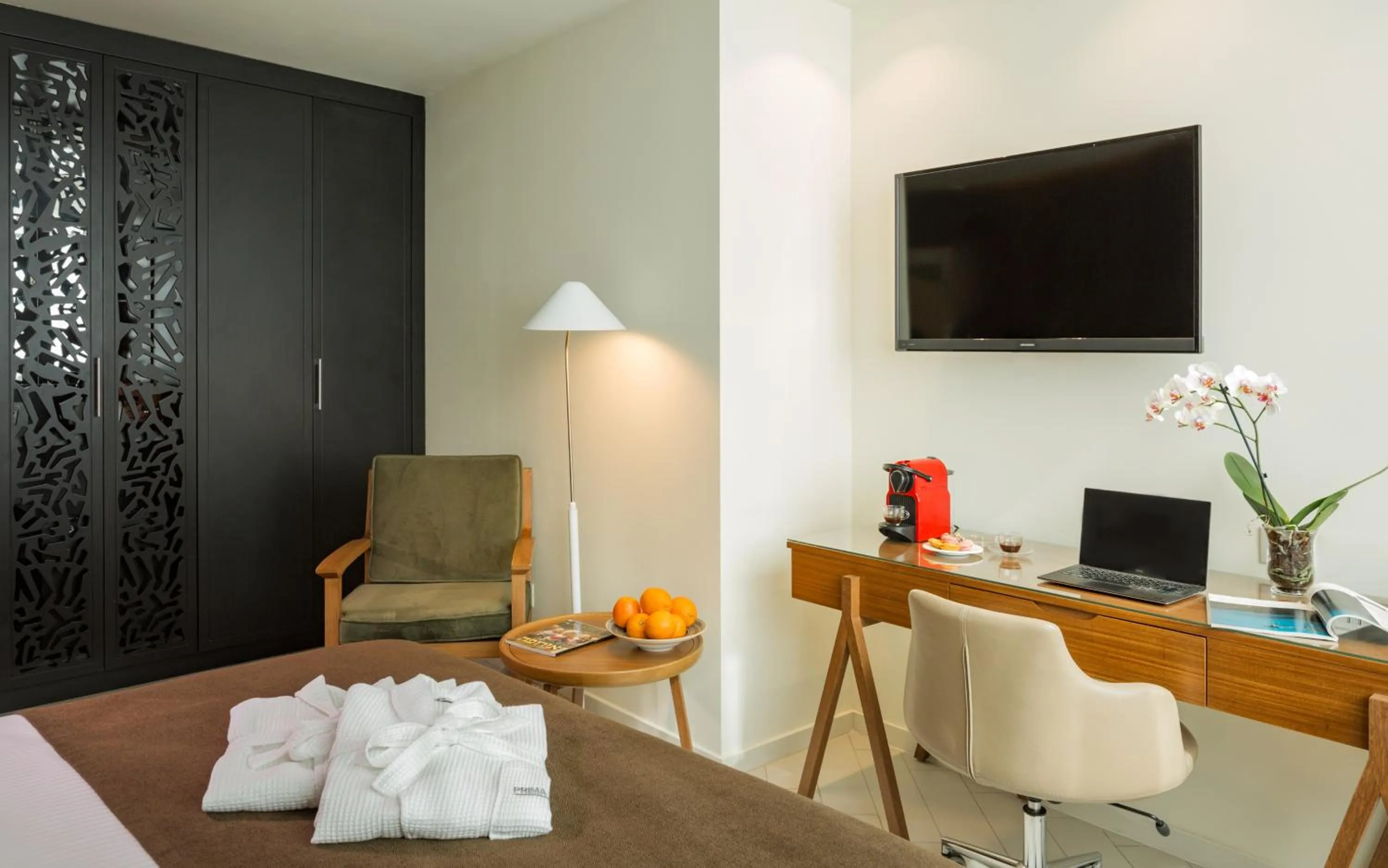 Photo of the whole room in Prima Millennium