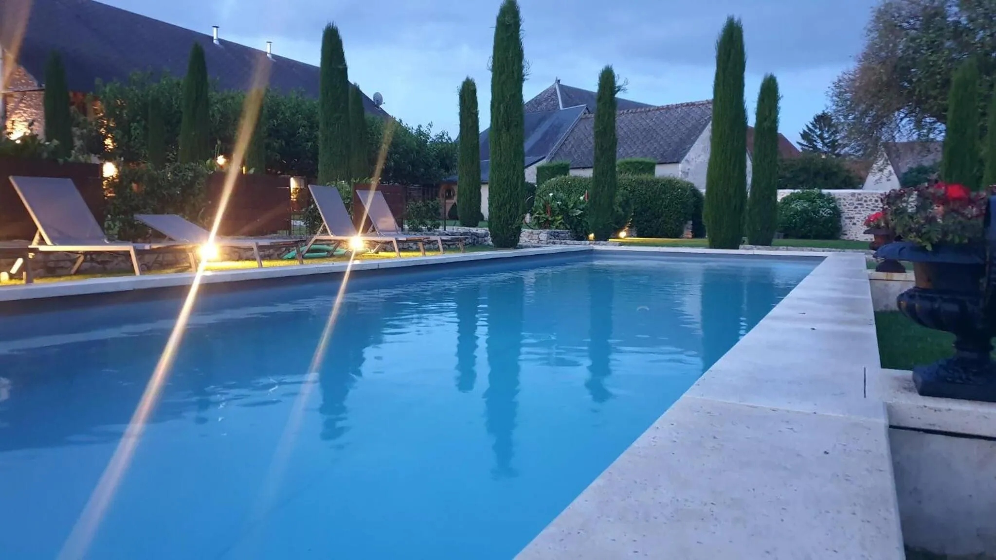 Pool view in Les Loges de Saint Eloi