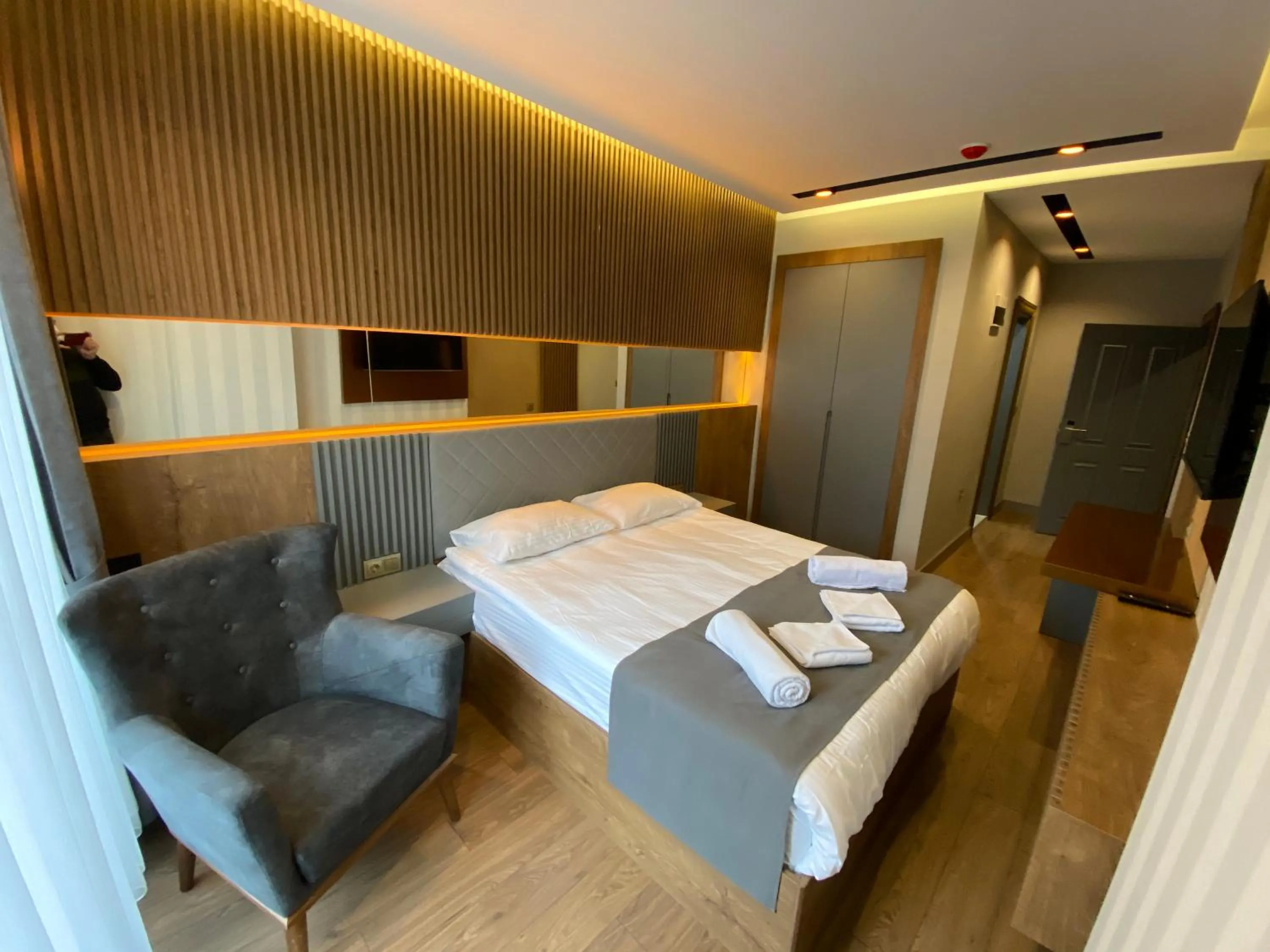 Photo of the whole room, Bed in Sarıkamış Aras Otel