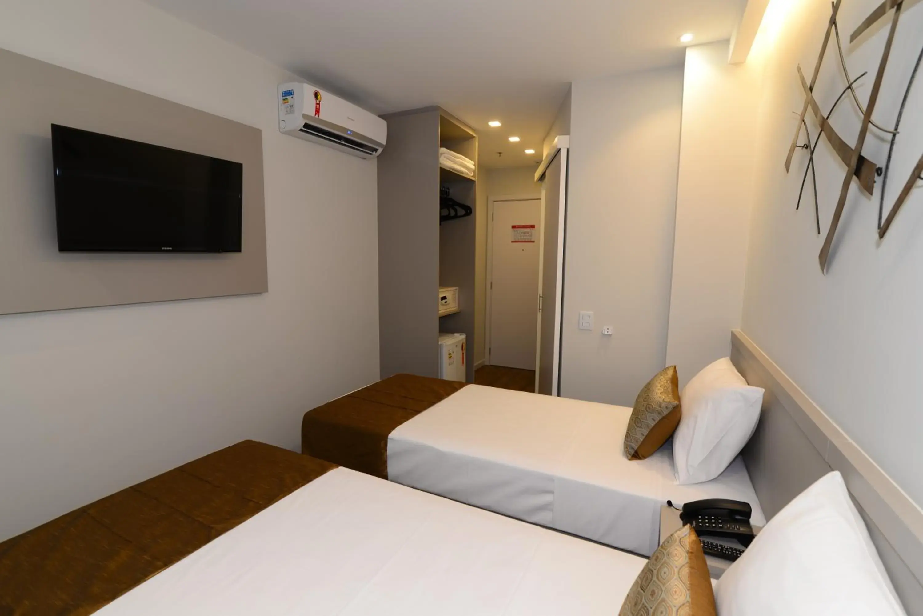 Photo of the whole room, Bed in Tulip Inn Vila Velha Photo of the whole room, Bed in Tulip Inn Vila Velha