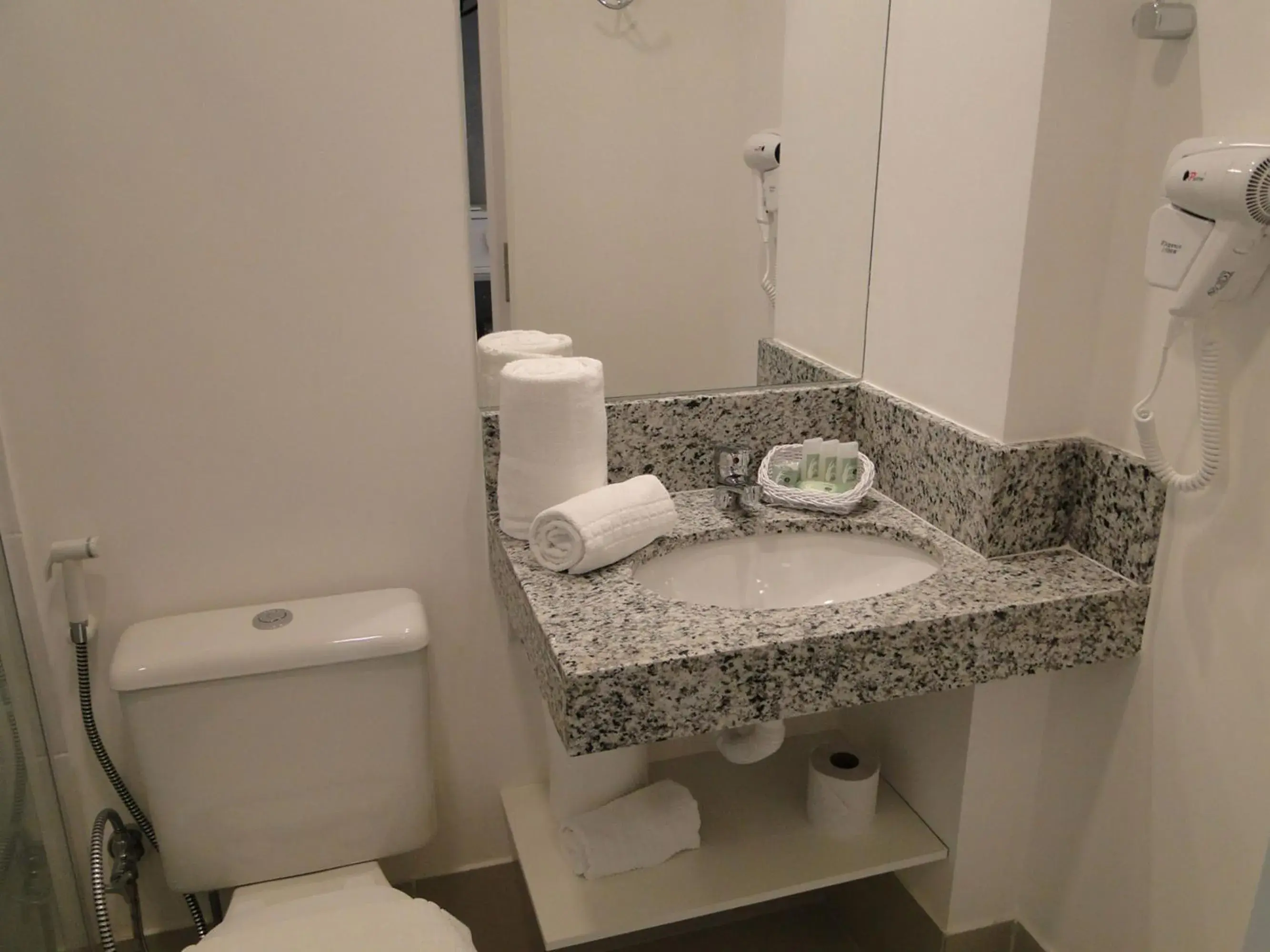 Tulip Inn Vila Velha Tulip Inn Vila Velha